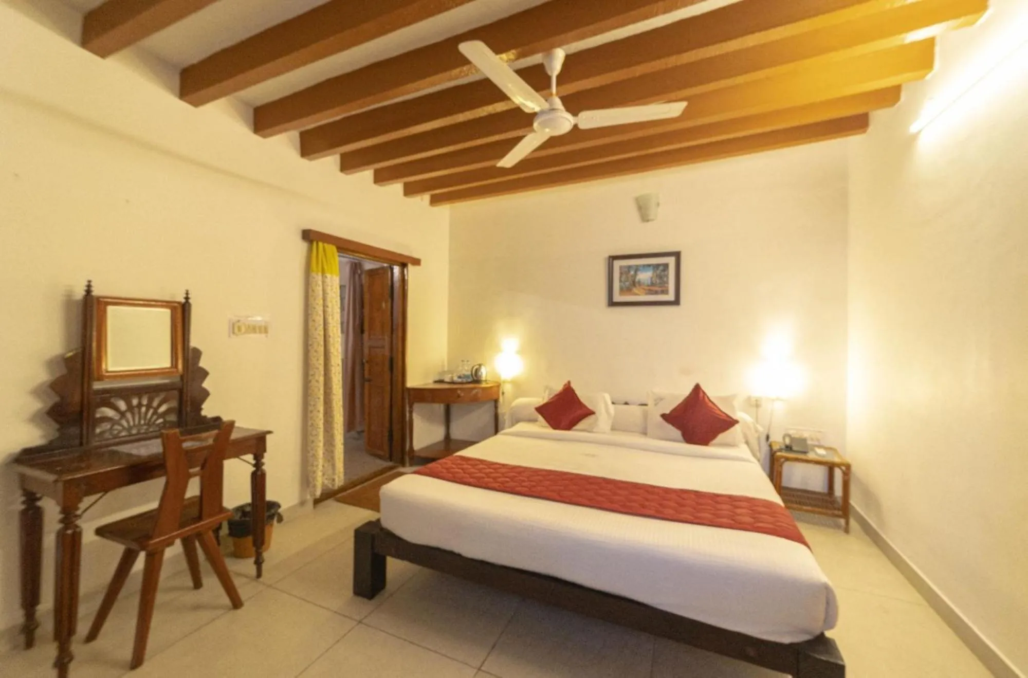 Bed in Dumas Guest House