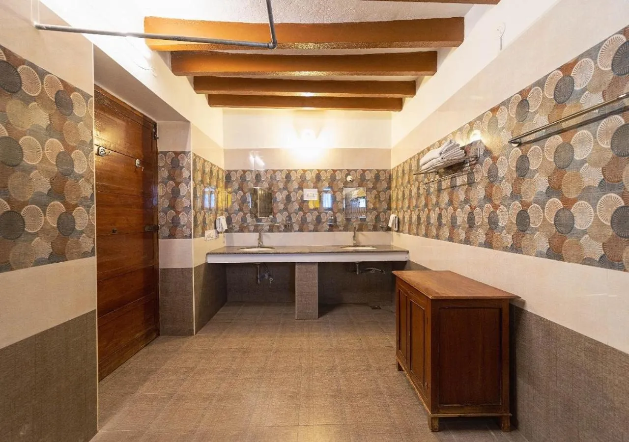 Bathroom in Dumas Guest House