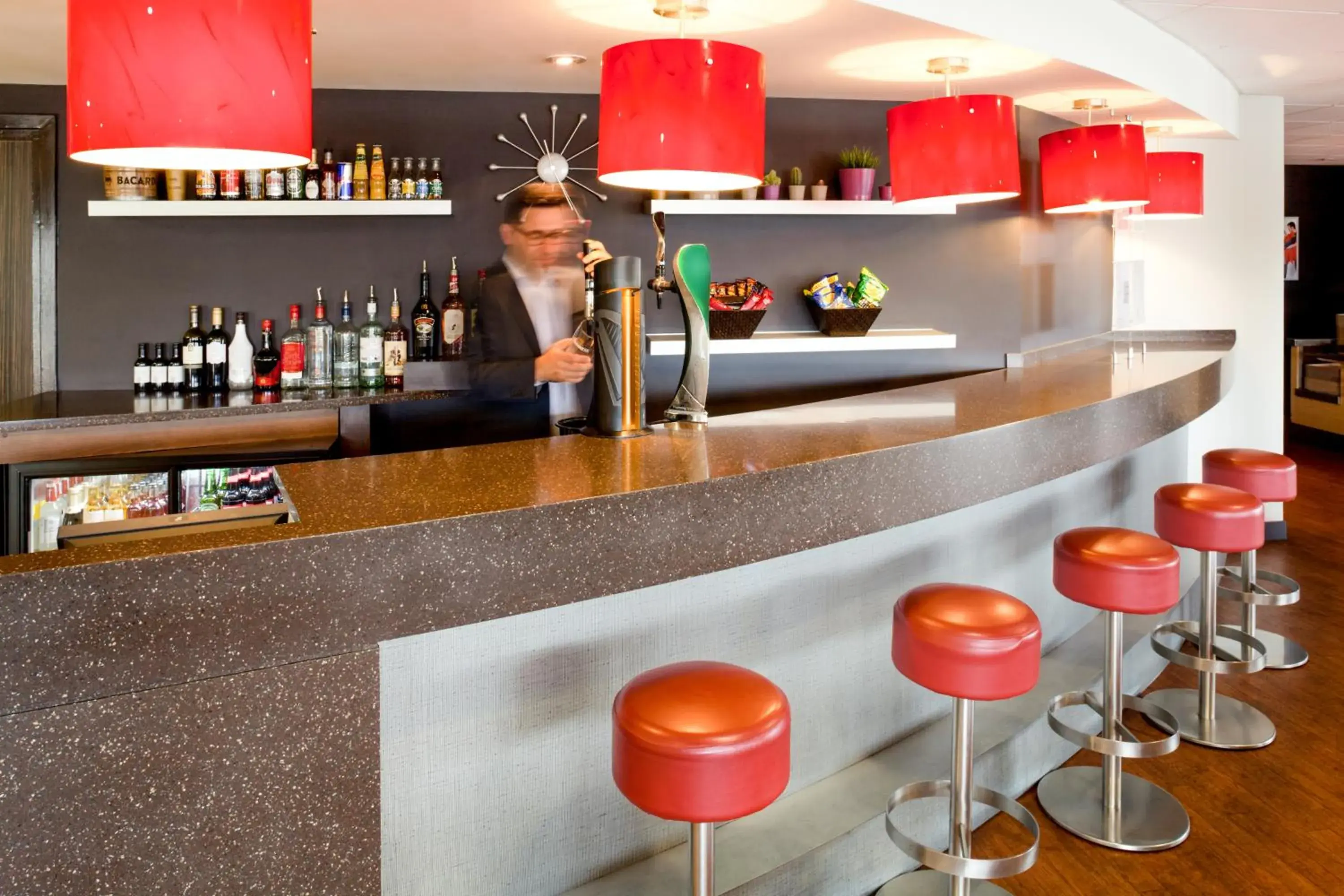 Lounge or bar, Lounge/Bar in Ibis Dublin Hotel