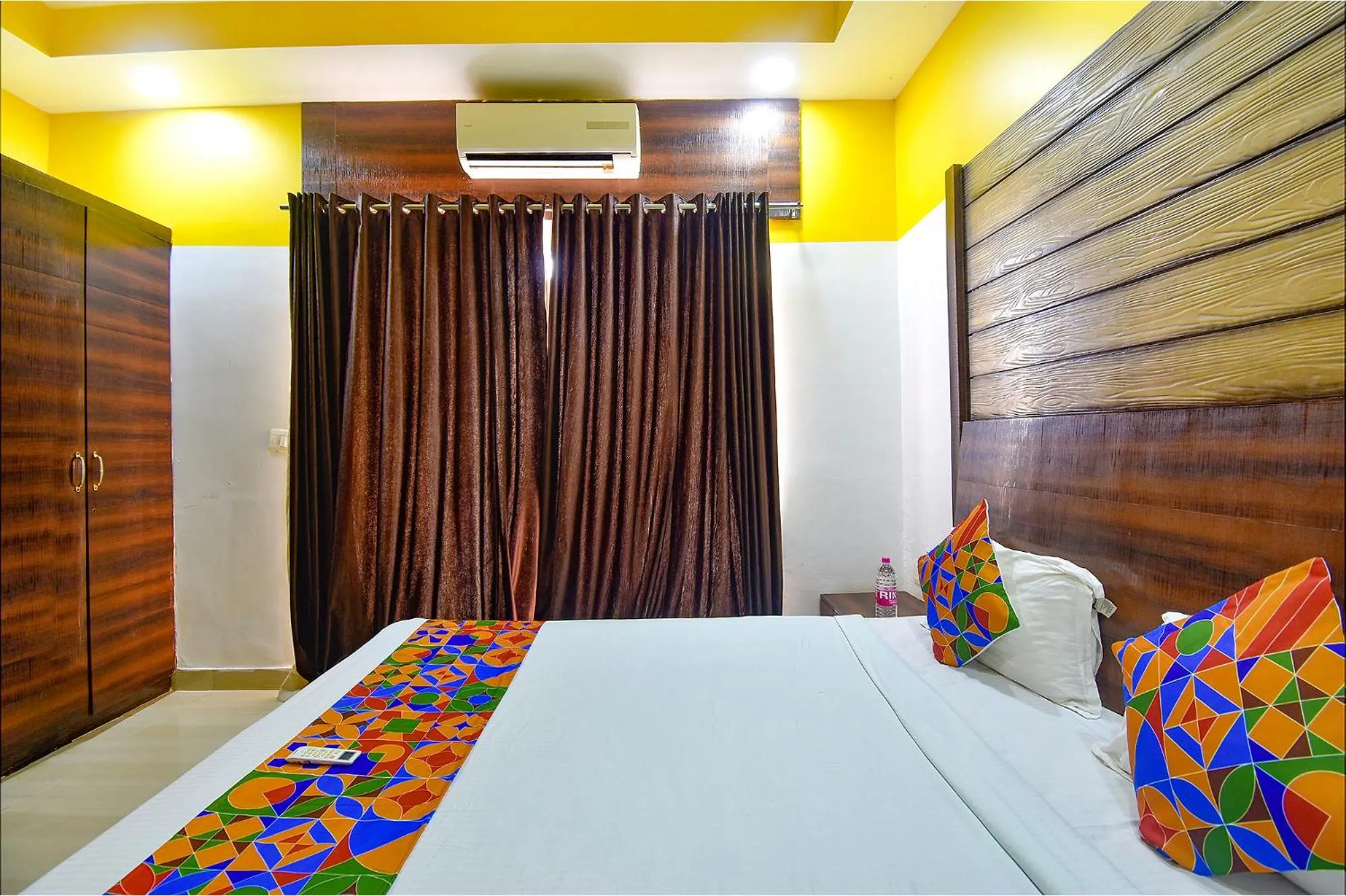 Bed in FabHotel Ocean View Apartment - Dabolim