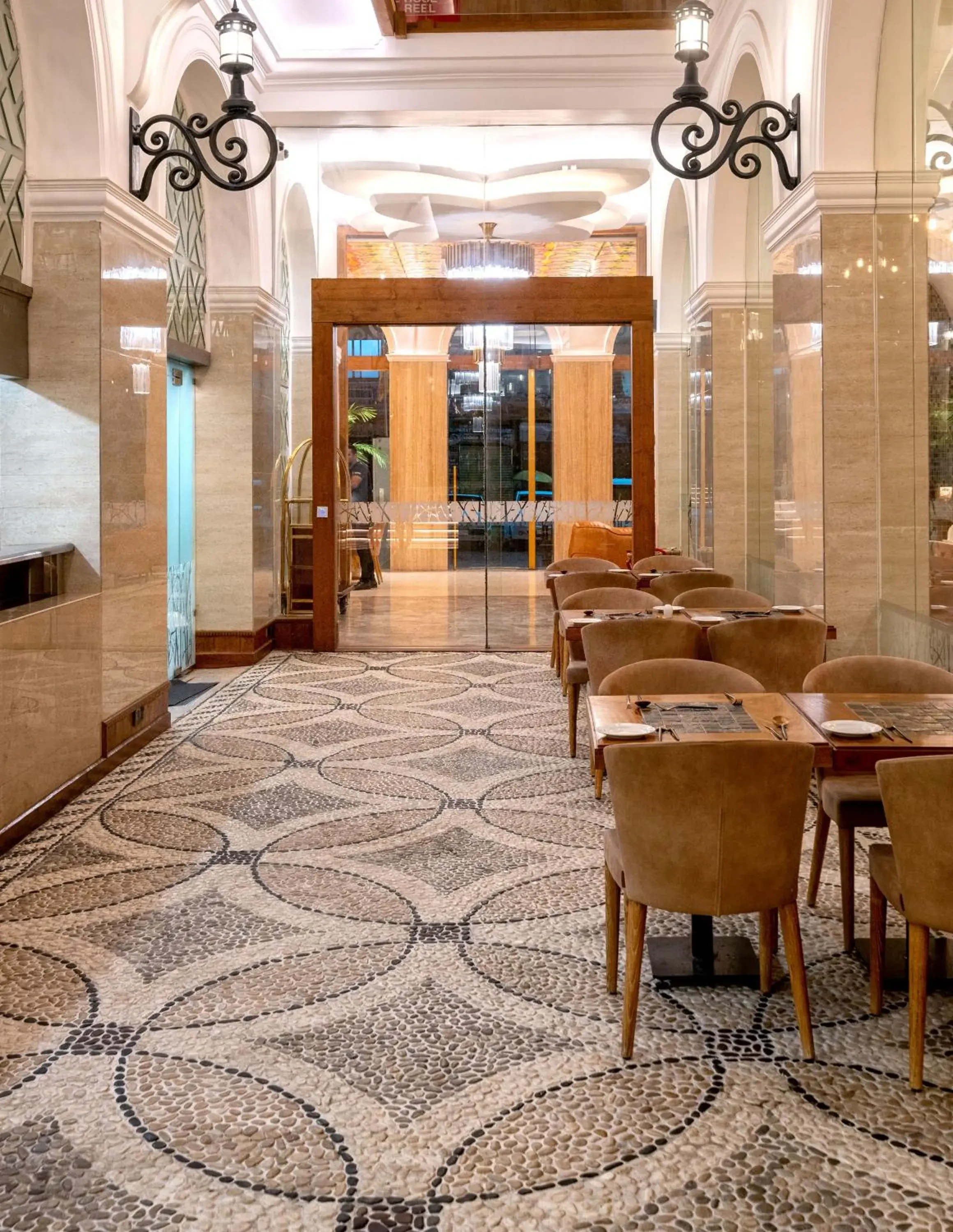 Restaurant/places to eat in The Radh Hotel Restaurant/places to eat in The Radh Hotel