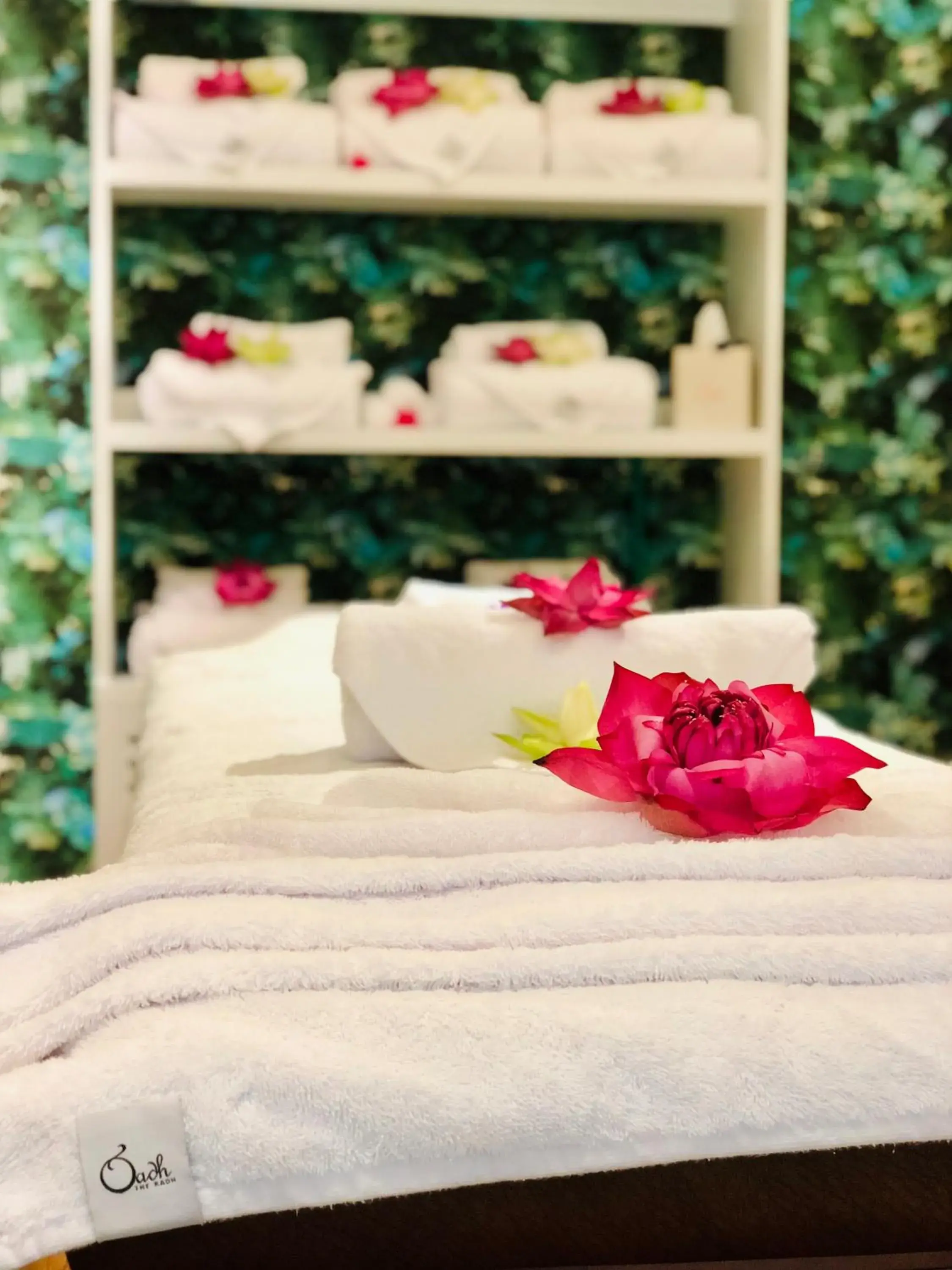 Spa and wellness centre/facilities, Bed in The Radh Hotel Spa and wellness centre/facilities, Bed in The Radh Hotel