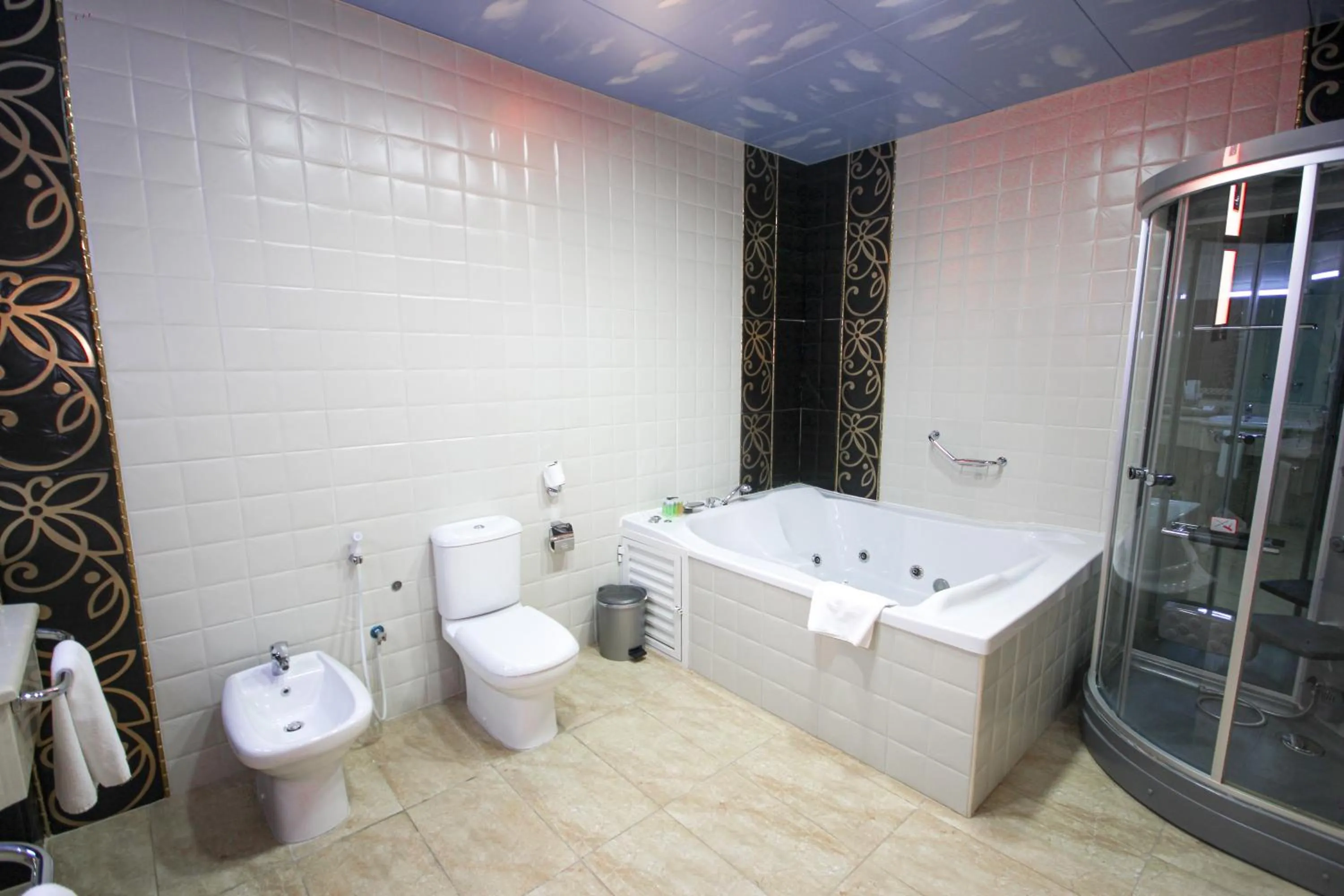 Bath in Al Bada Hotel and Resort