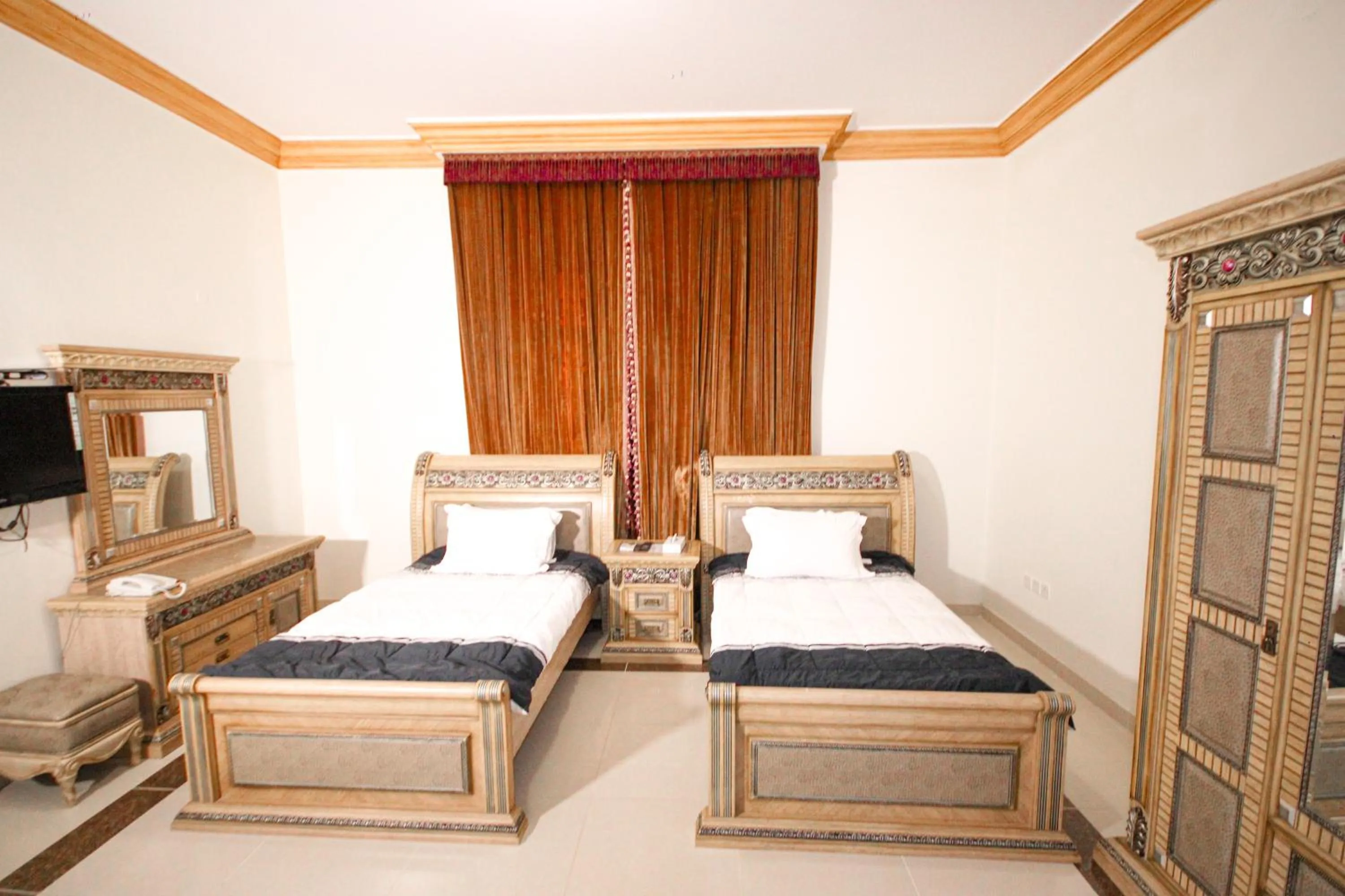 Bedroom, Bed in Al Bada Hotel and Resort