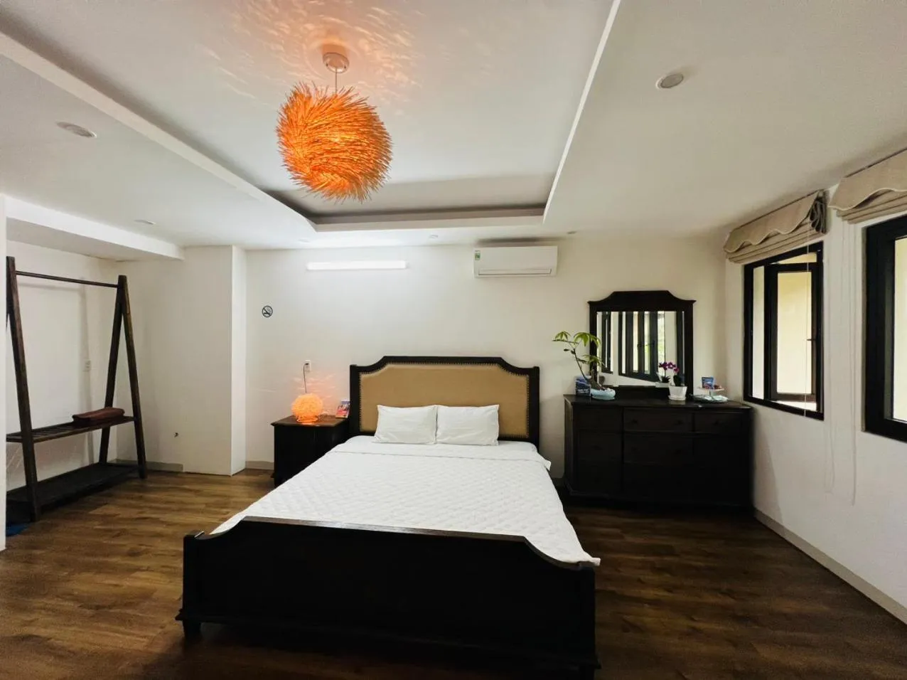 Bed in Halong And Me