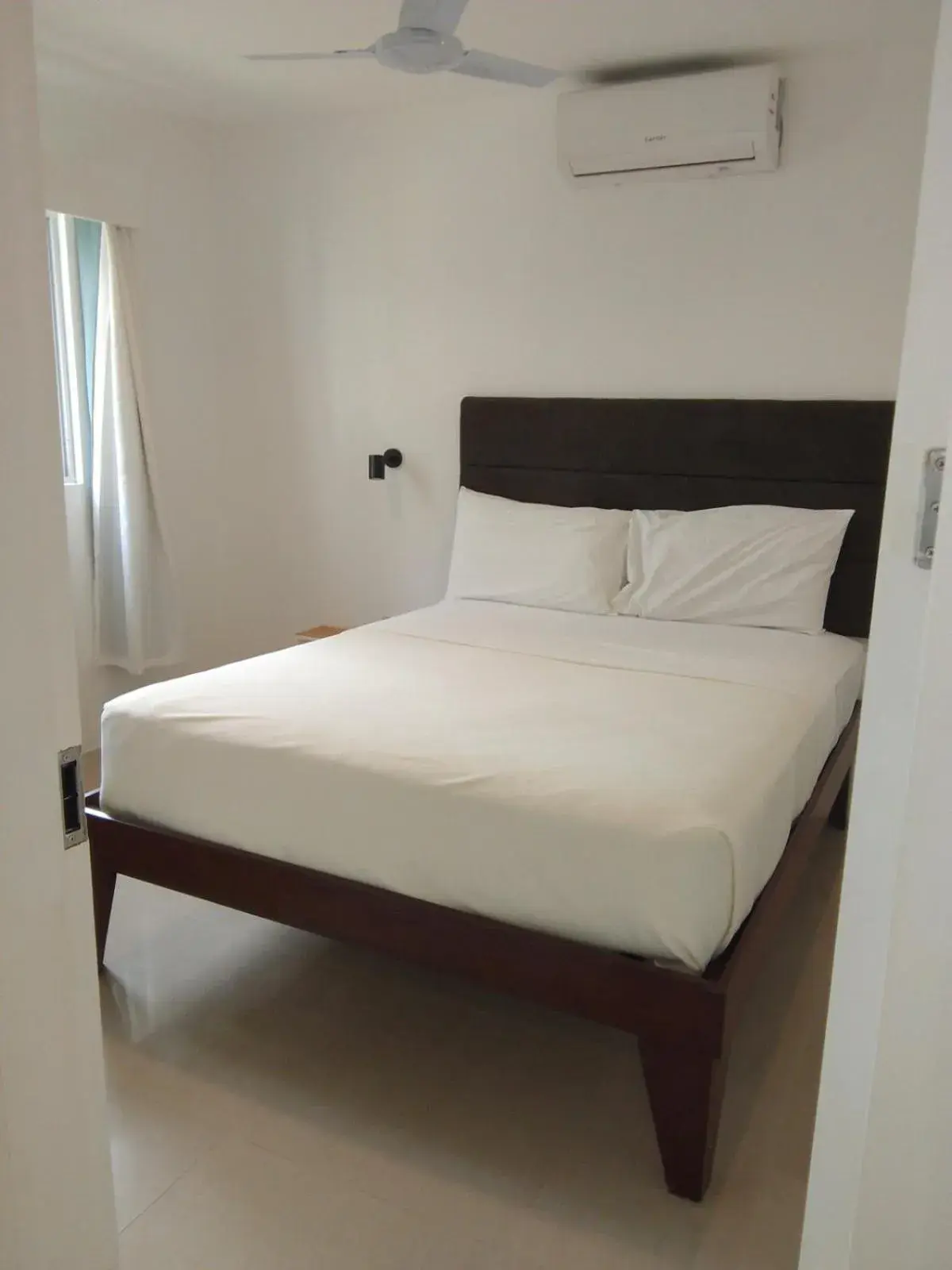 Bed in Heartland Hotel Serviced Rooms & Apartments. Bed in Heartland Hotel Serviced Rooms & Apartments.