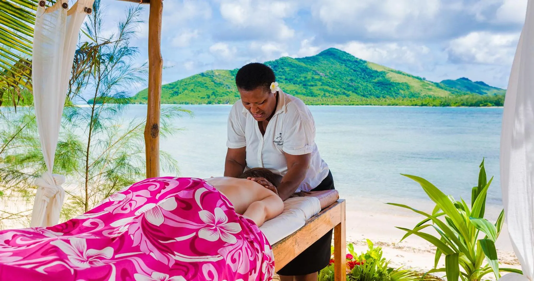 Massage in Navutu Stars Resort