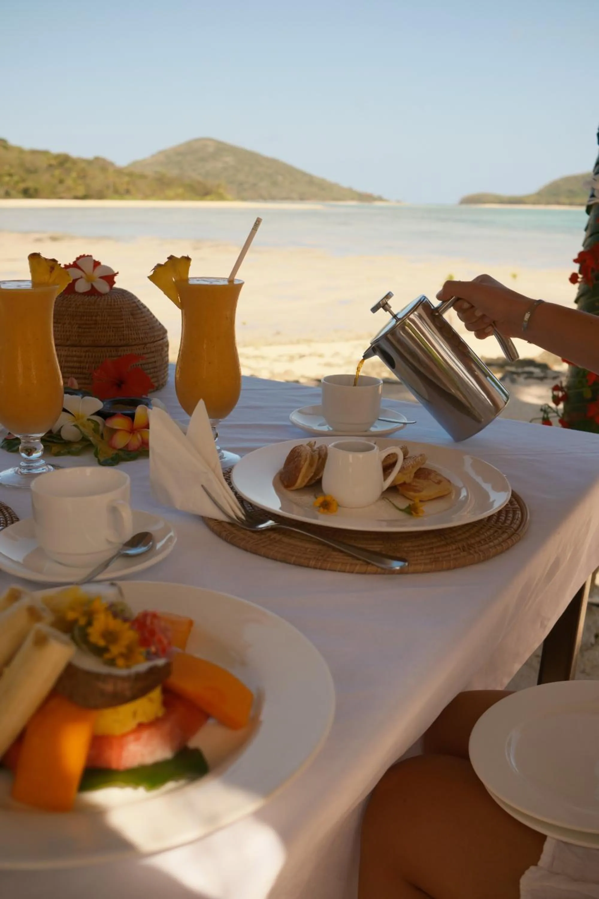 Food and drinks in Navutu Stars Resort