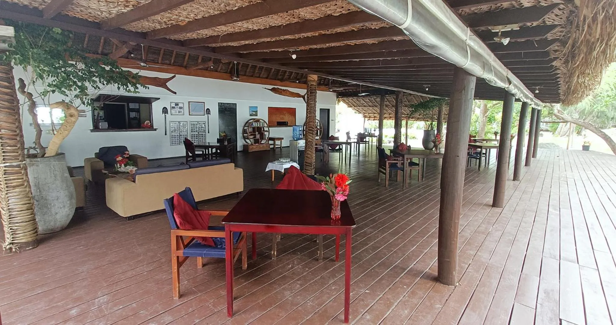 Restaurant/places to eat in Navutu Stars Resort