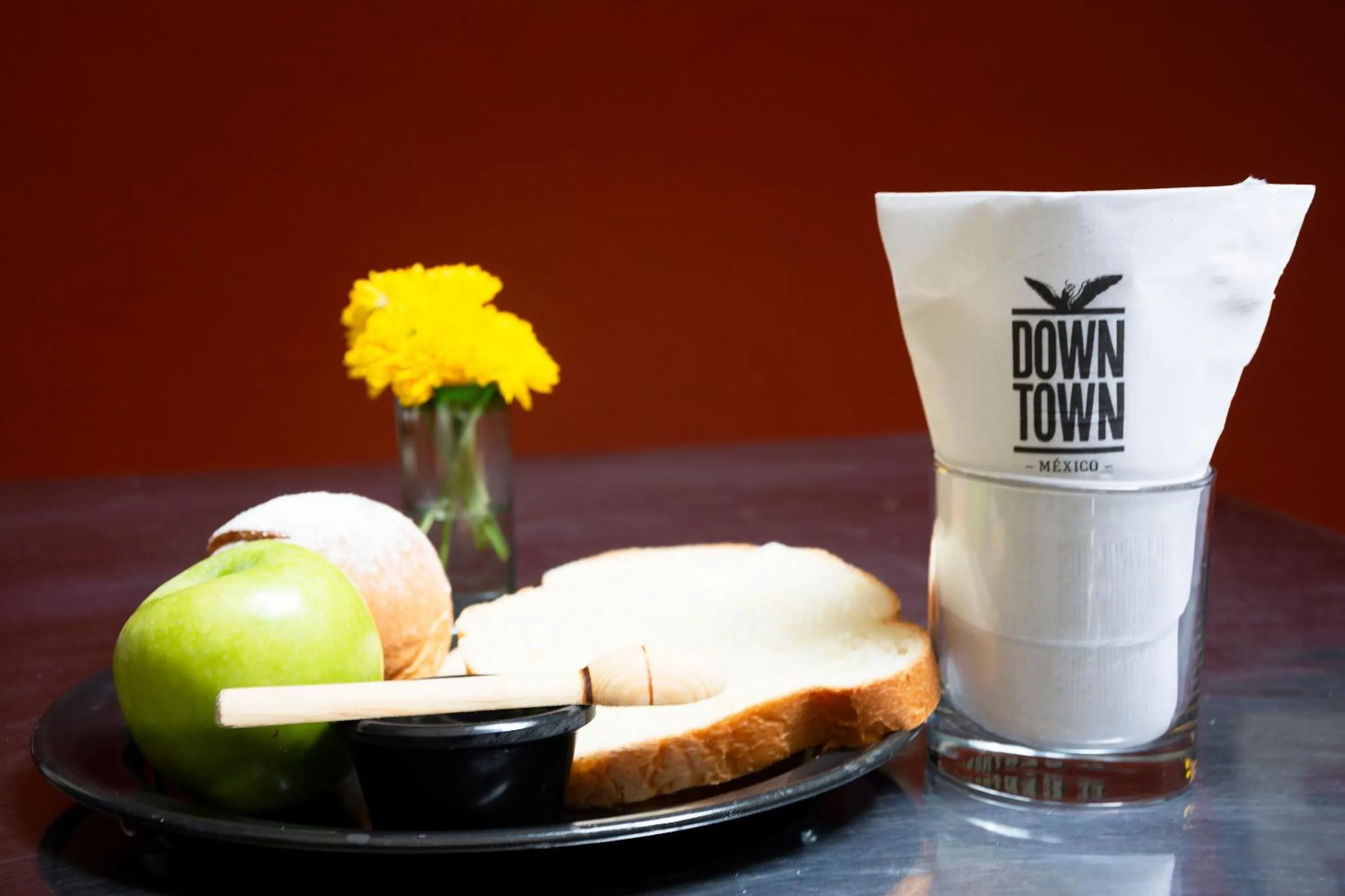 Continental breakfast in Downtown Beds