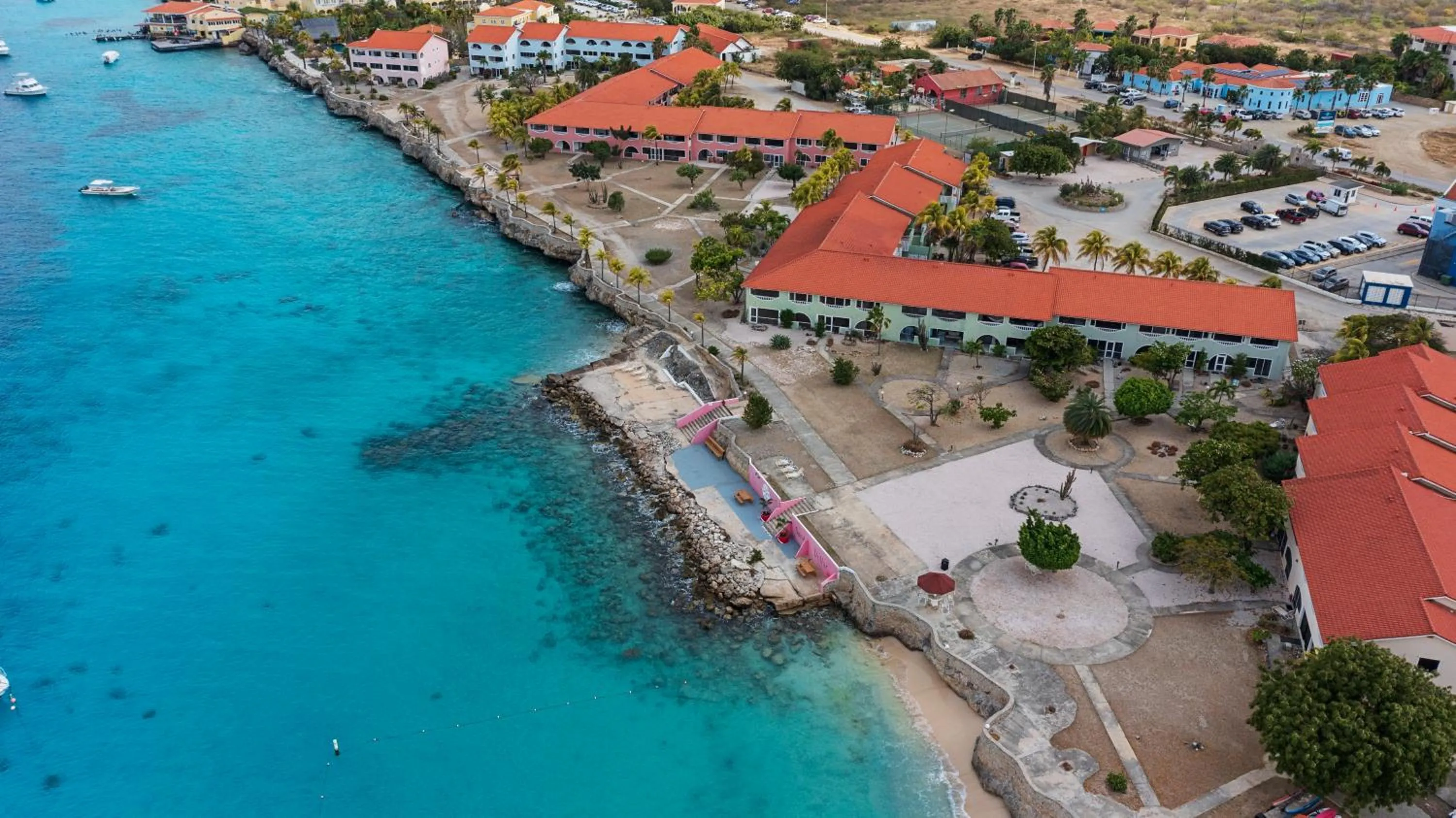 Property building in Sand Dollar Bonaire