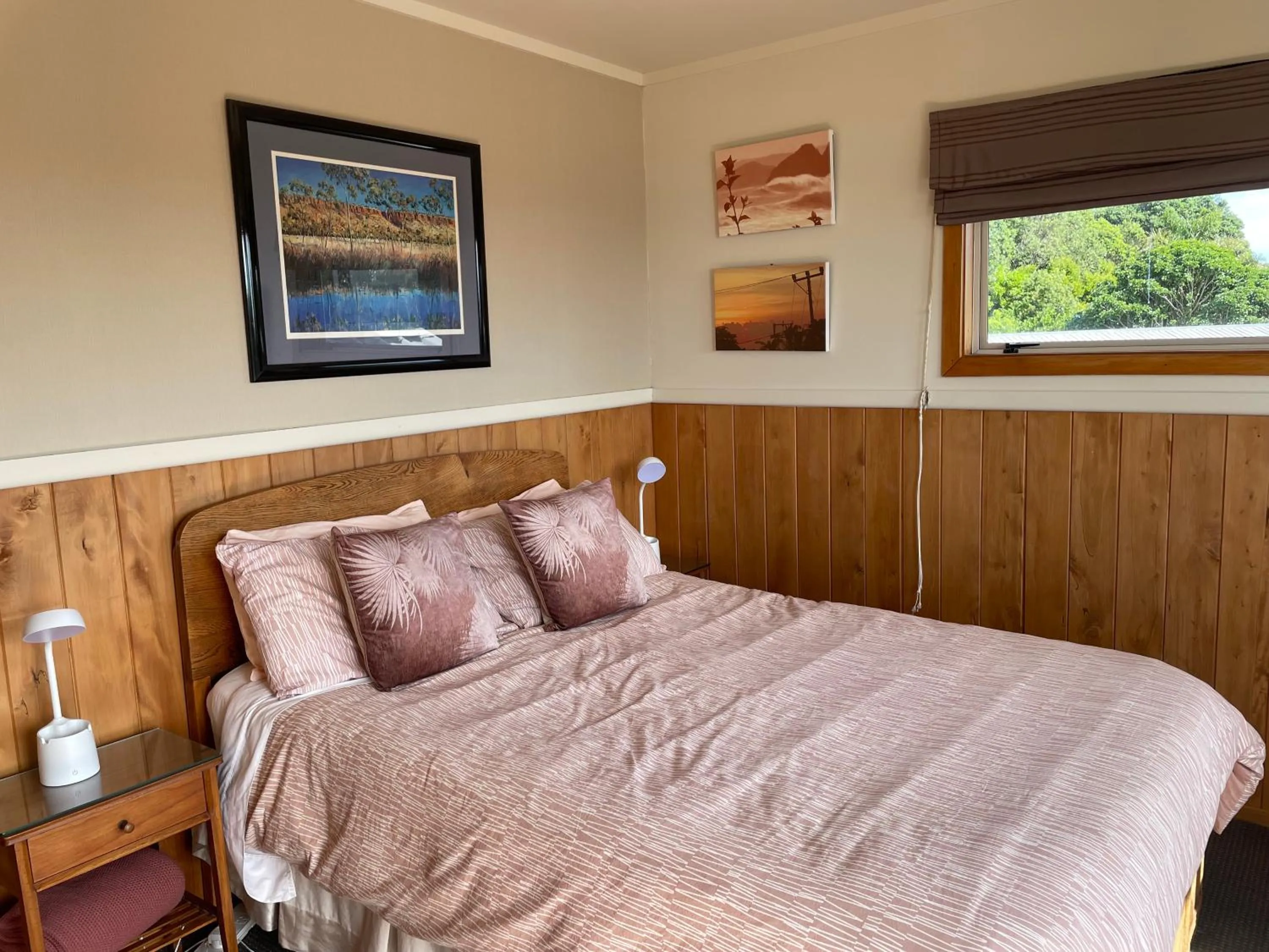 Bedroom, Bed in 49 on Jans Beach Break