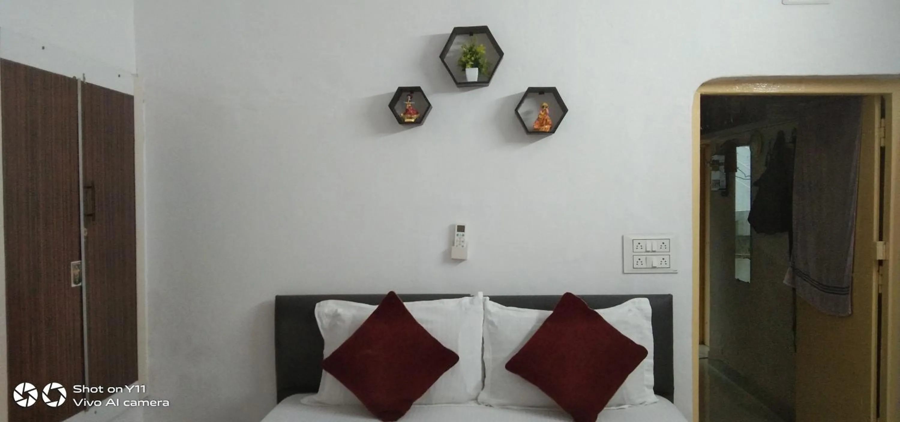 Bed in Gurukrupa Bunglow