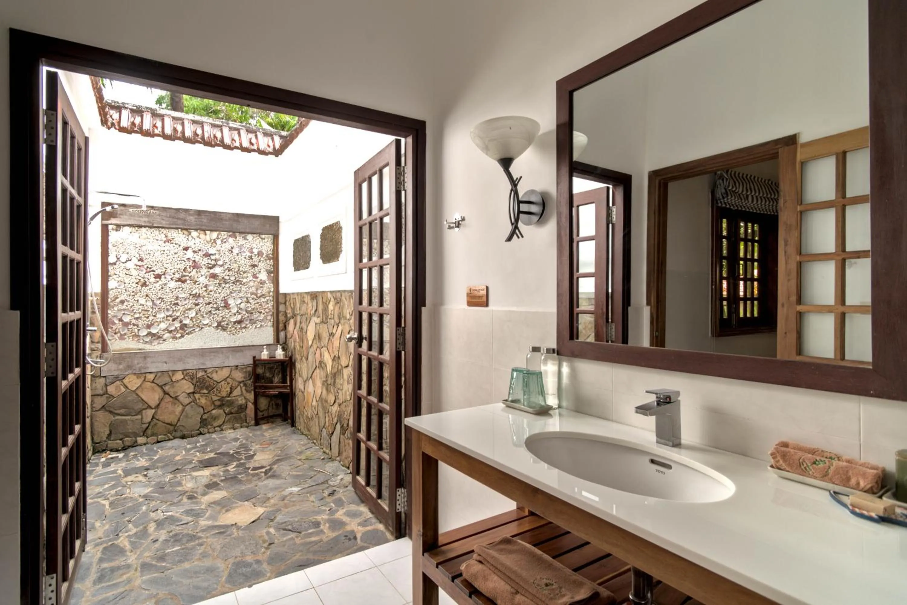 Cassia Cottage Resort and Spa