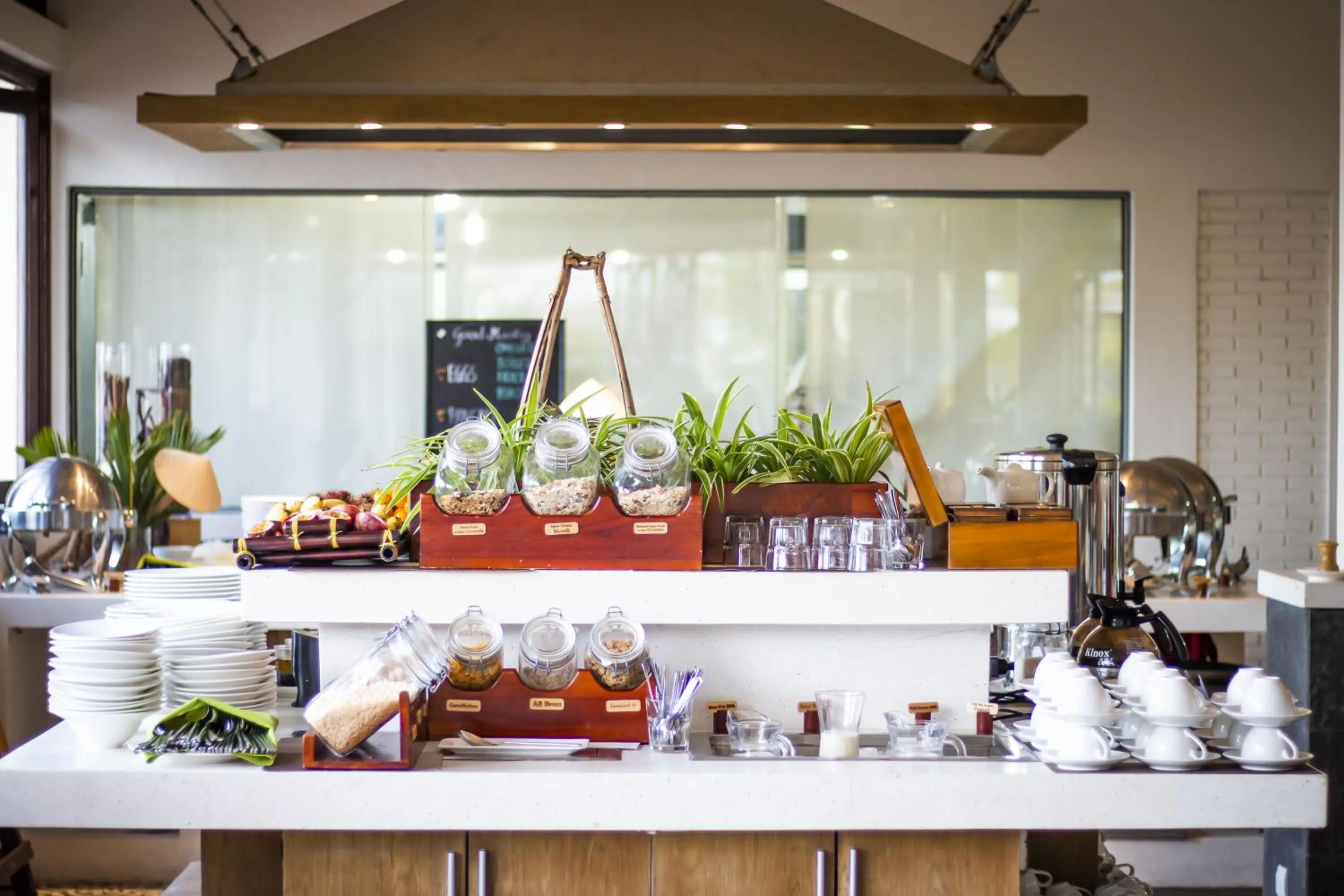 Continental breakfast in Cassia Cottage Resort and Spa