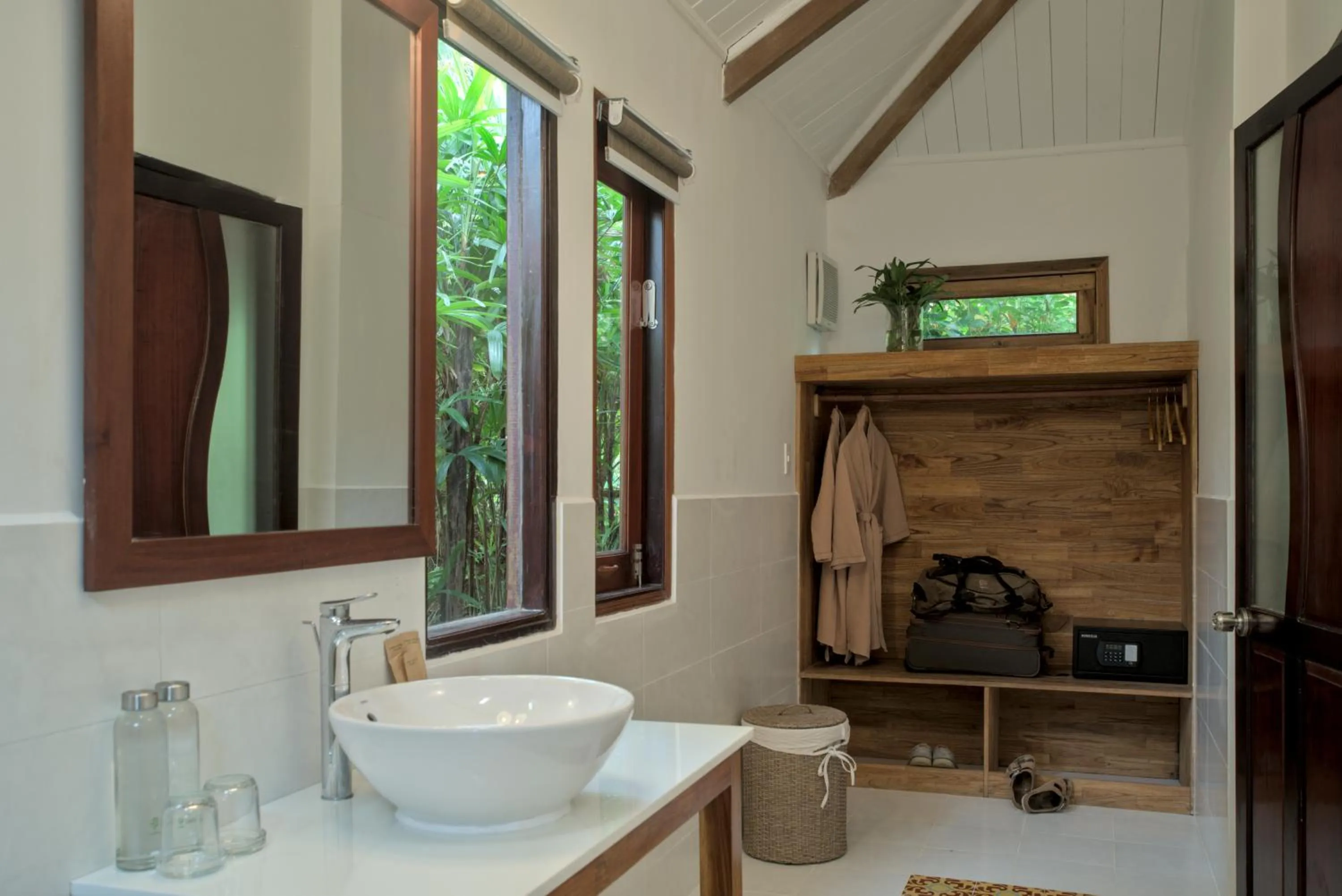 Cassia Cottage Resort and Spa