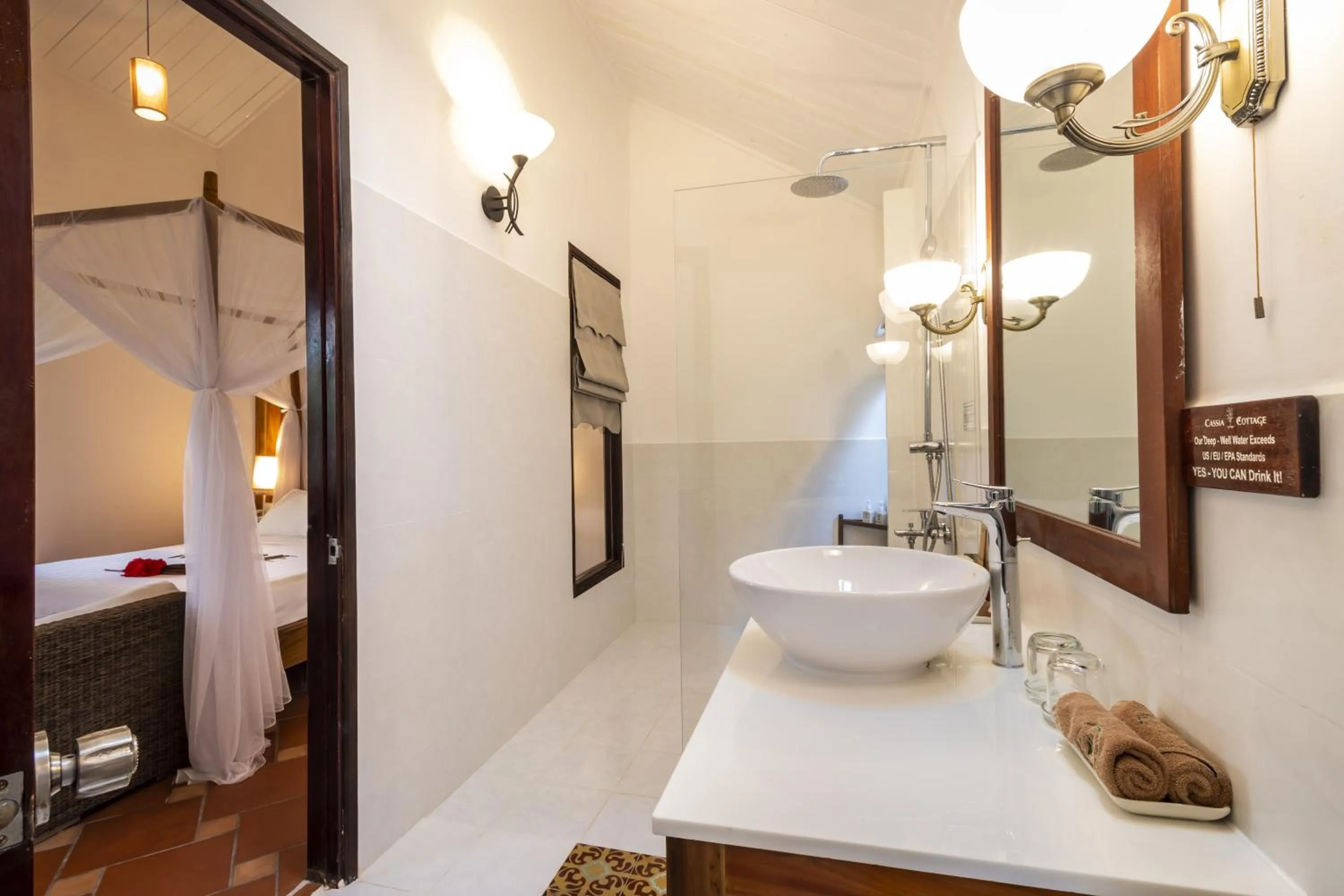 Bathroom in Cassia Cottage Resort and Spa