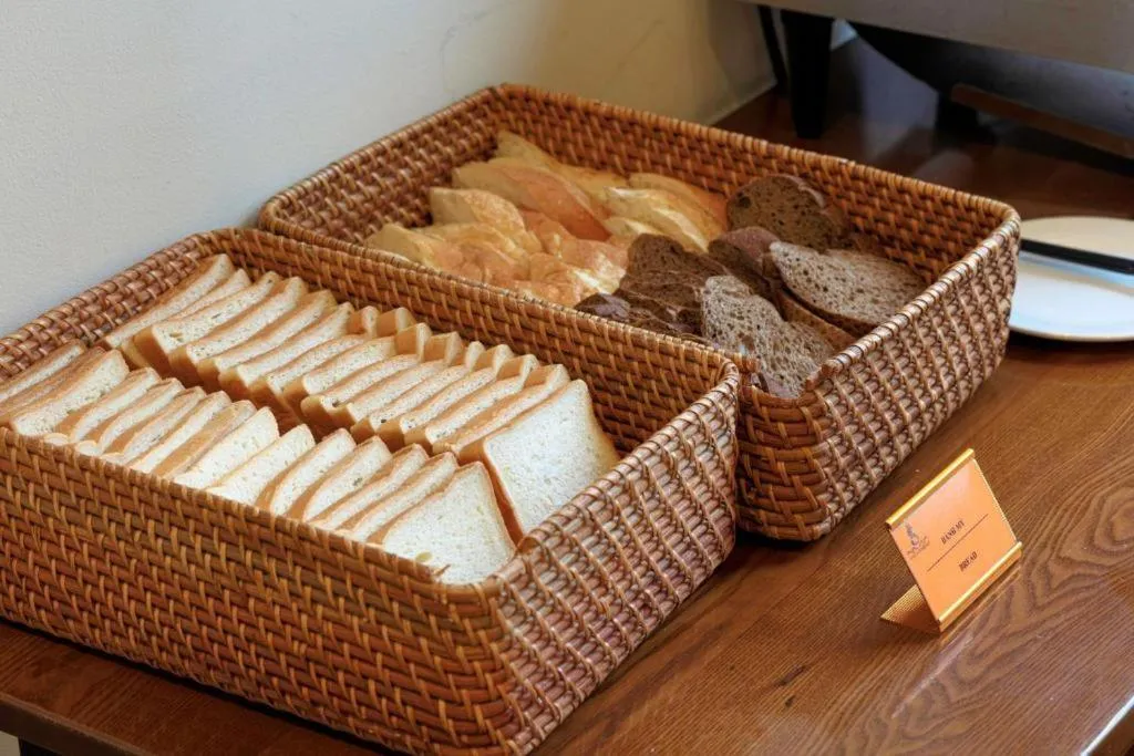 Restaurant/places to eat in A25 Hotel - 23 Quán Thánh