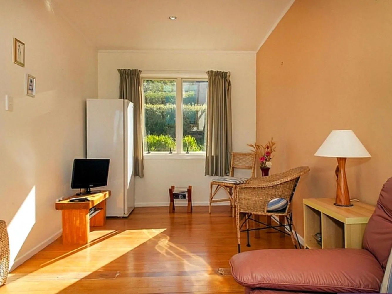 Pretty on Paku, Tairua - Cottage