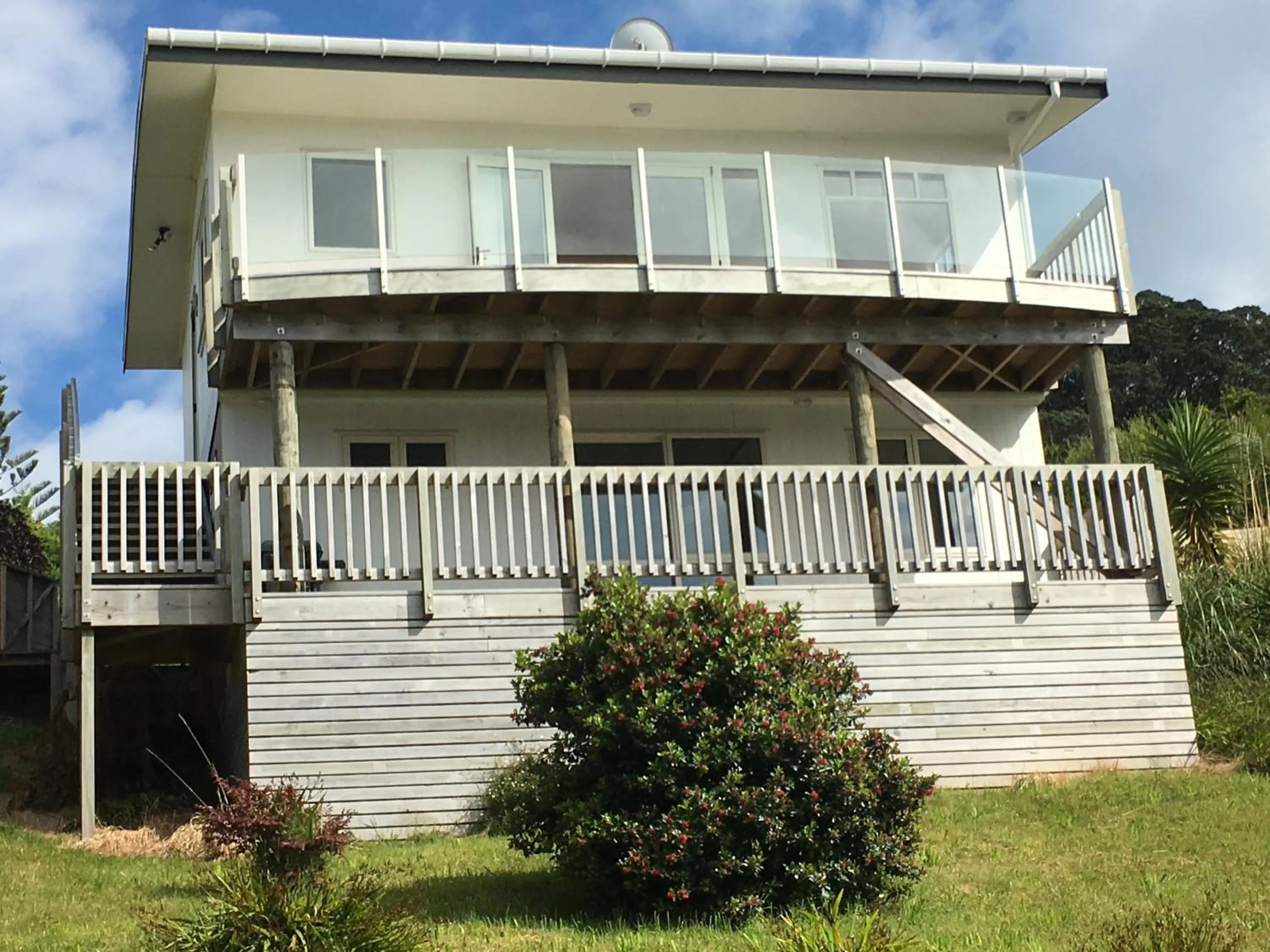 Property building in Pretty on Paku, Tairua - Cottage