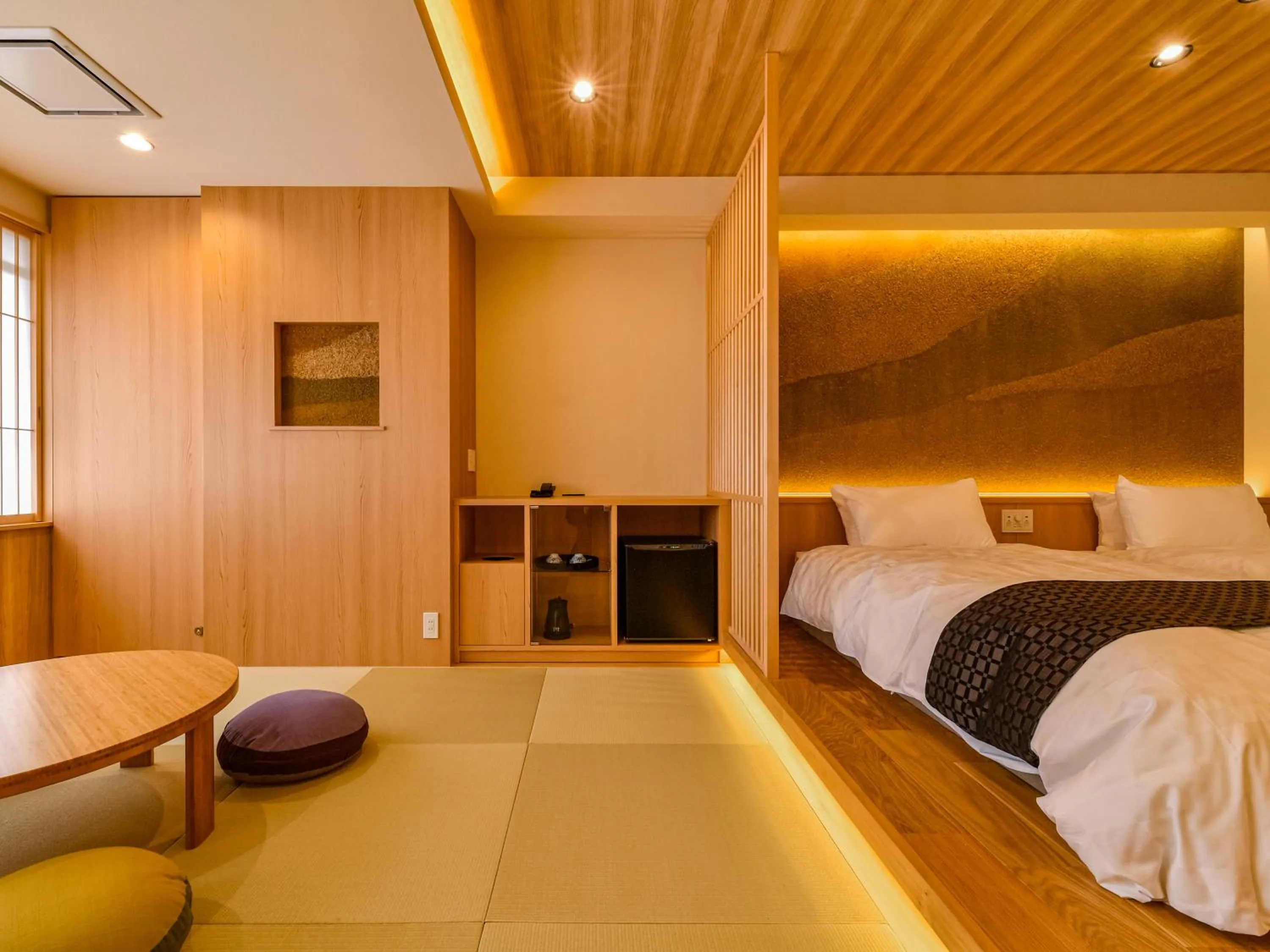 Photo of the whole room, Bed in Hokuriku Fukui Awara Onsen Mimatsu