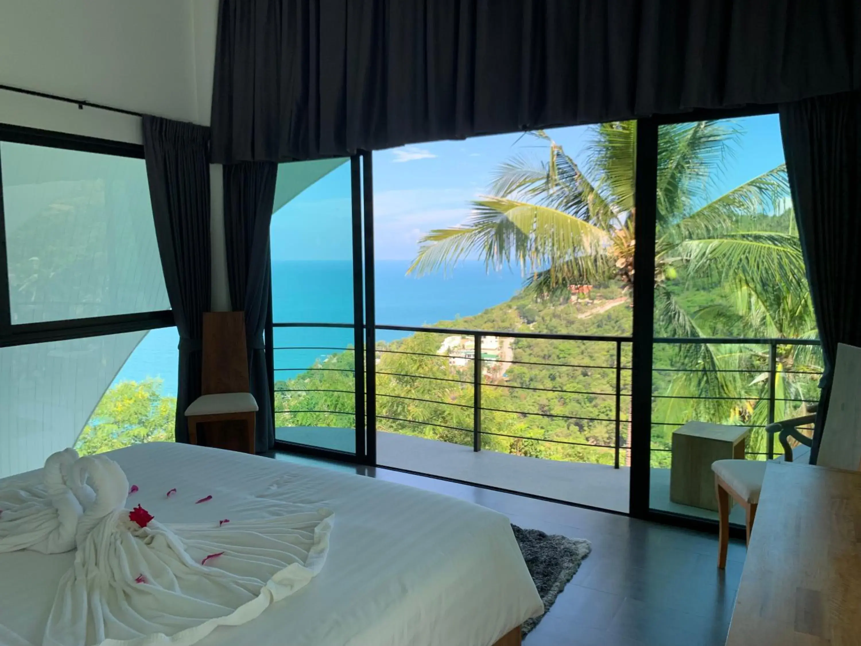 Balcony/Terrace, Bed in Villa The Spot Koh Samui Balcony/Terrace, Bed in Villa The Spot Koh Samui