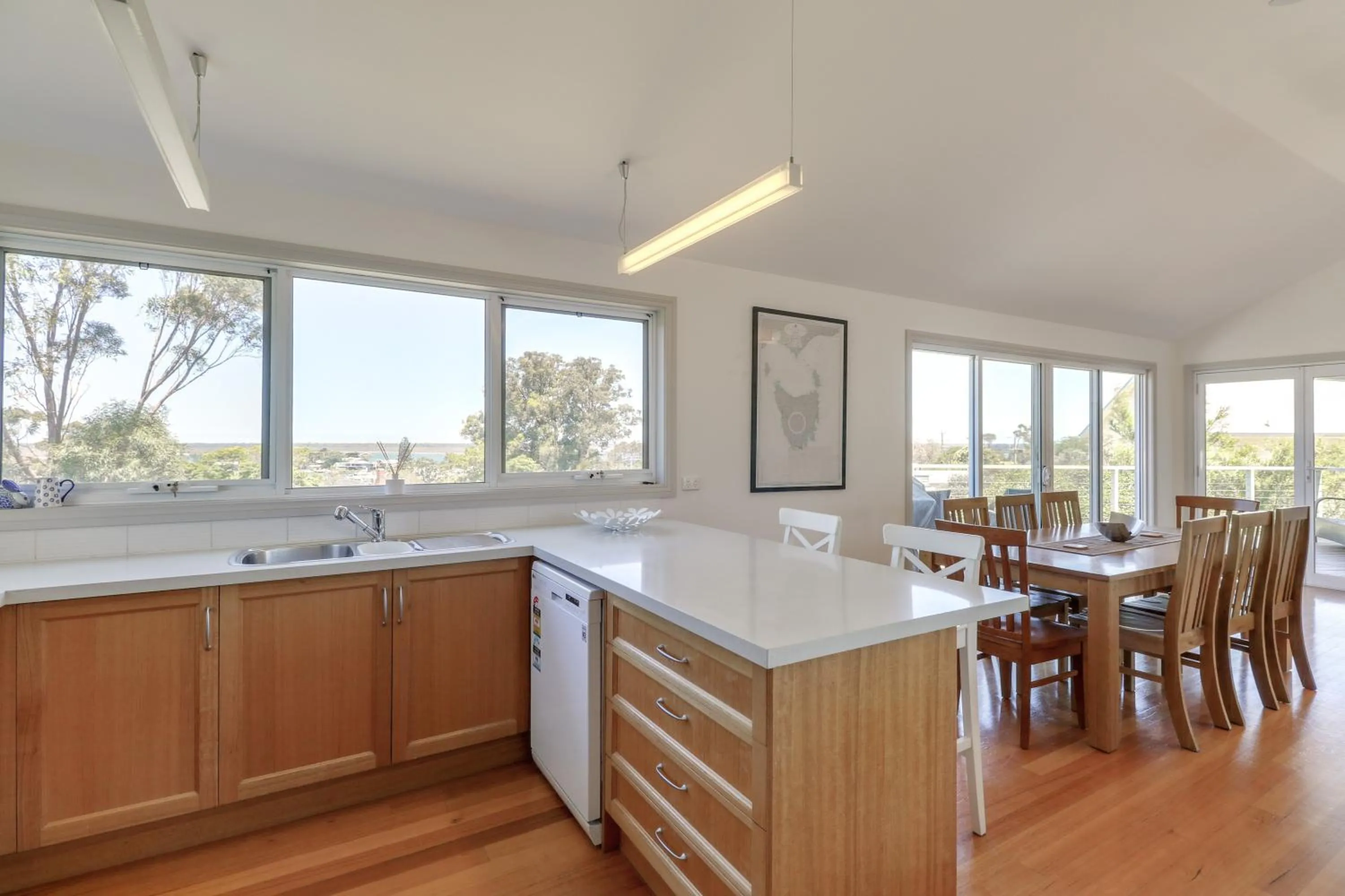Foreshore - Spacious Metung Escape