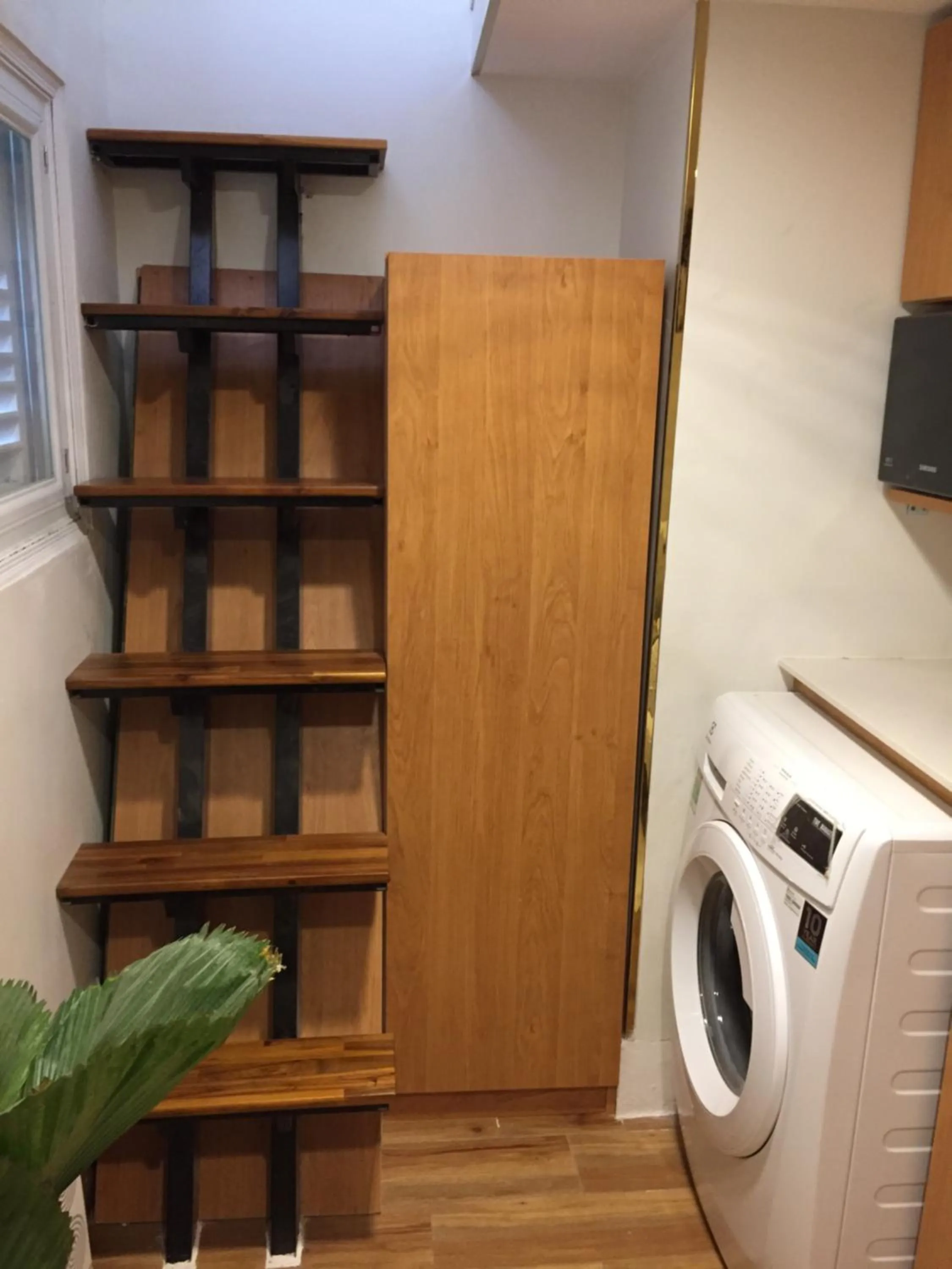 Other in An Nam Corner - Dreamer