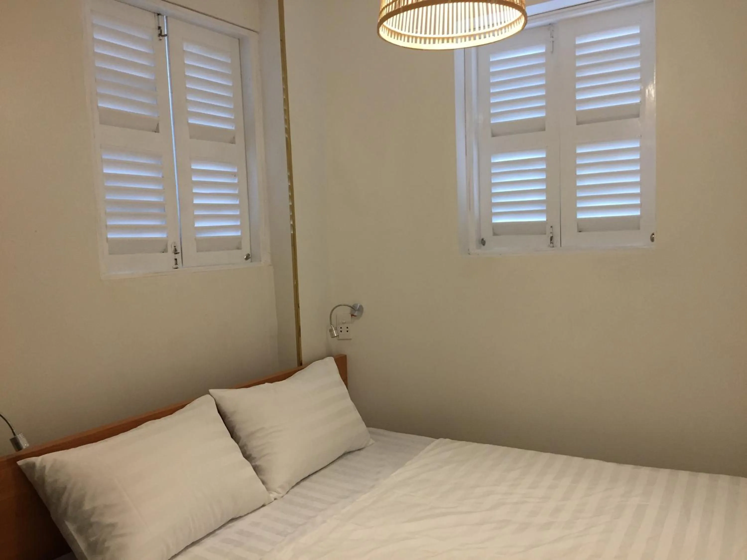 Bed in An Nam Corner - Dreamer