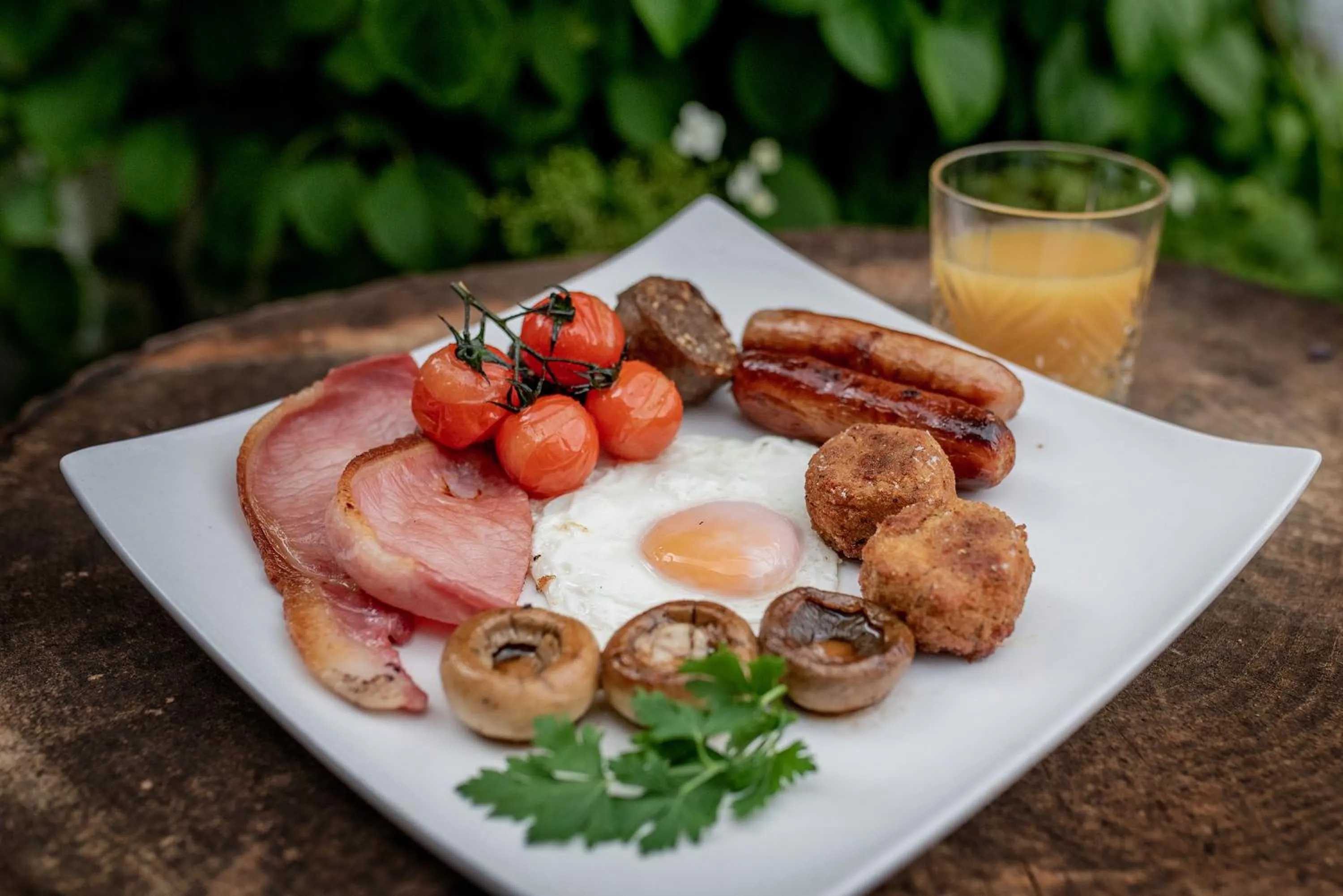 Breakfast in Whitford House Hotel