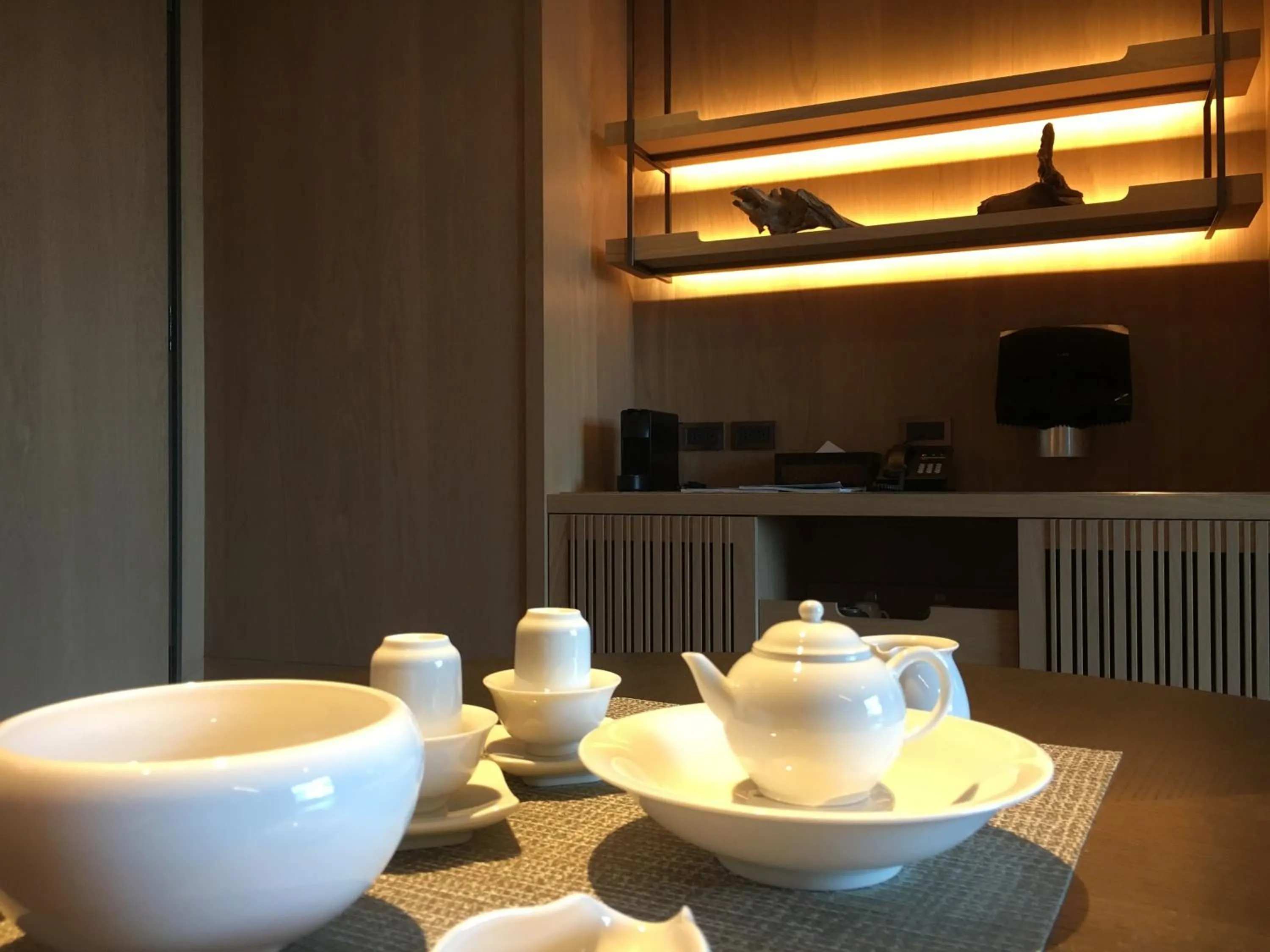 Coffee/tea facilities in Apexvilla-moon