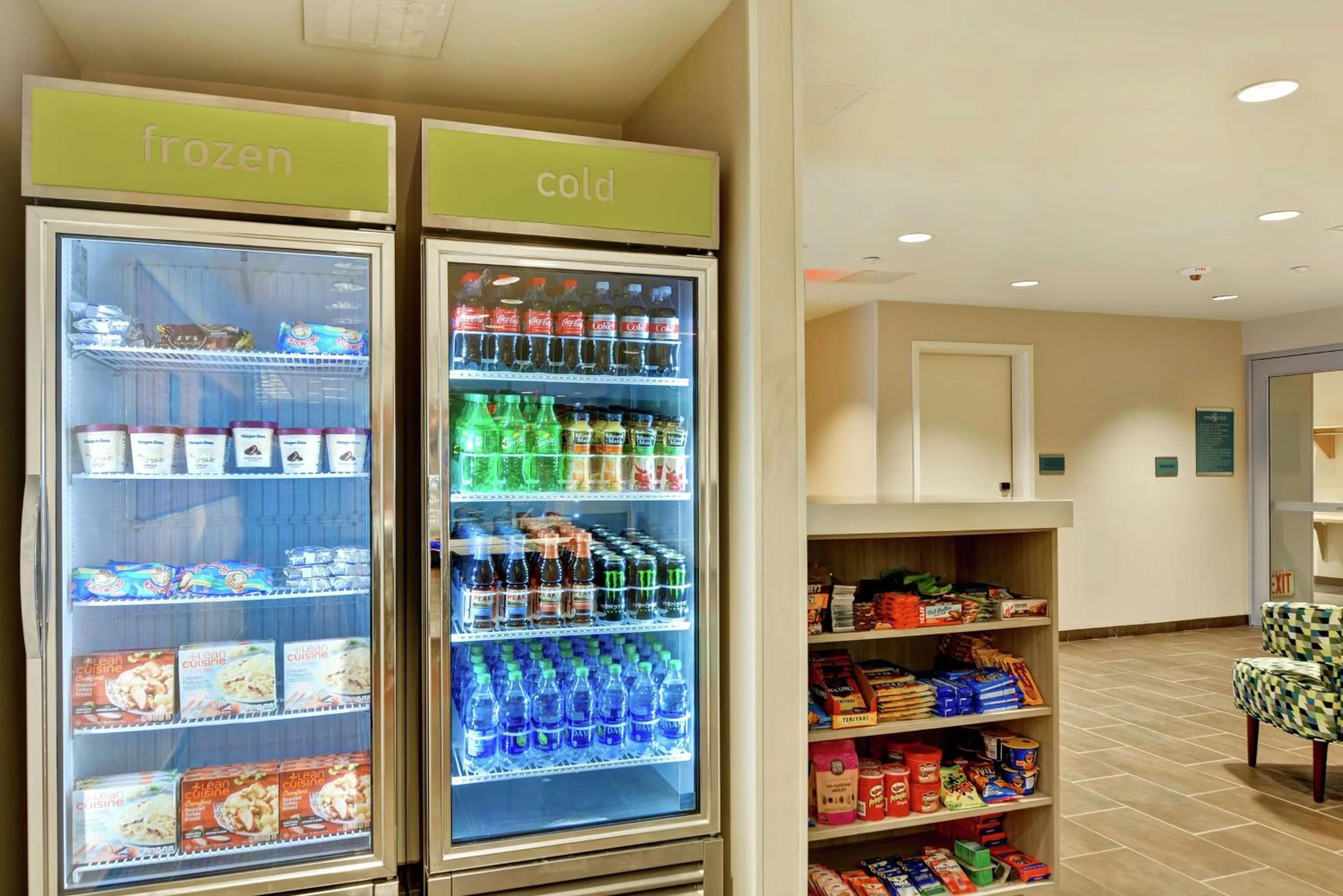 Breakfast in Home2 Suites By Hilton Daytona Beach Speedway