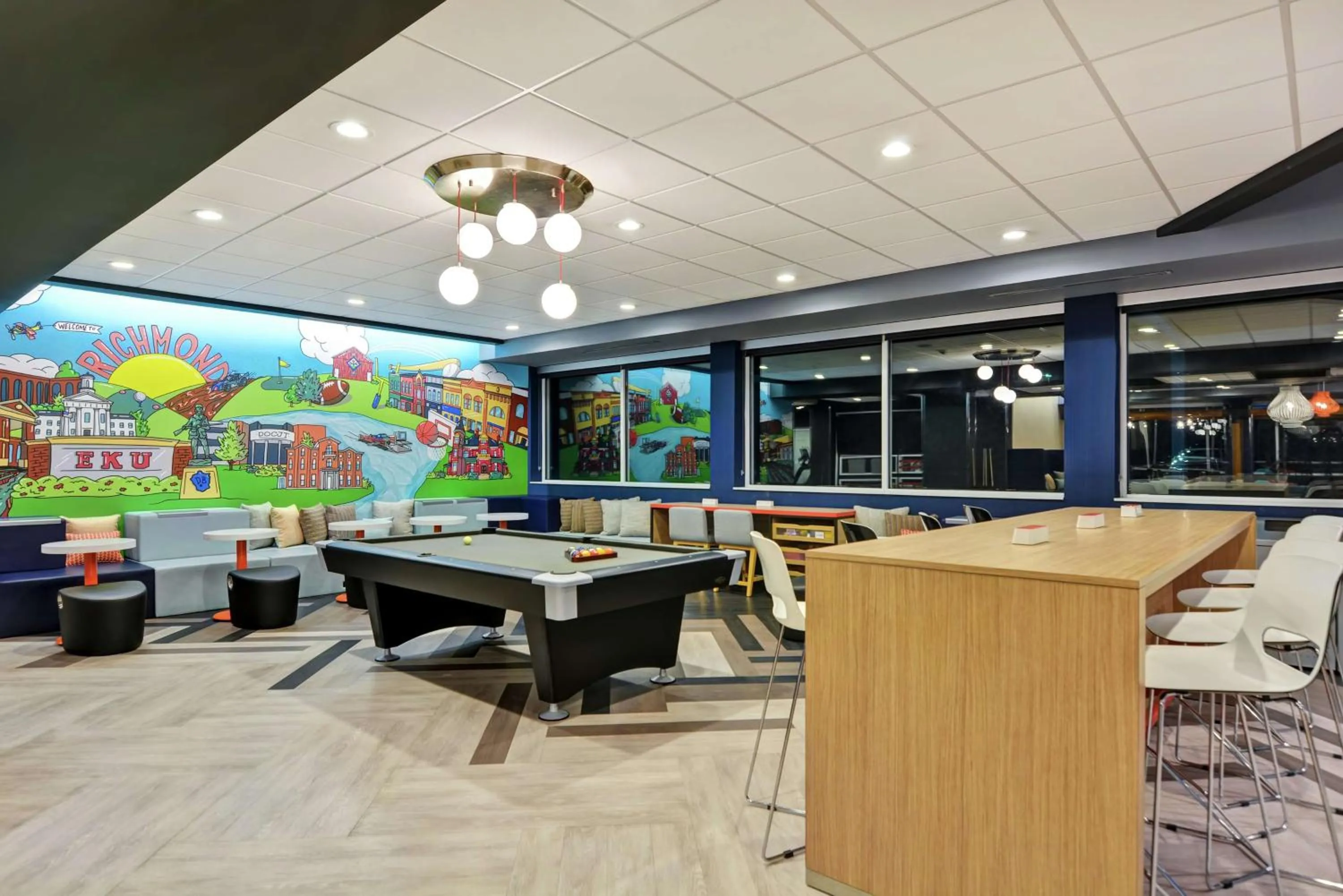 Lobby or reception in Tru By Hilton Richmond