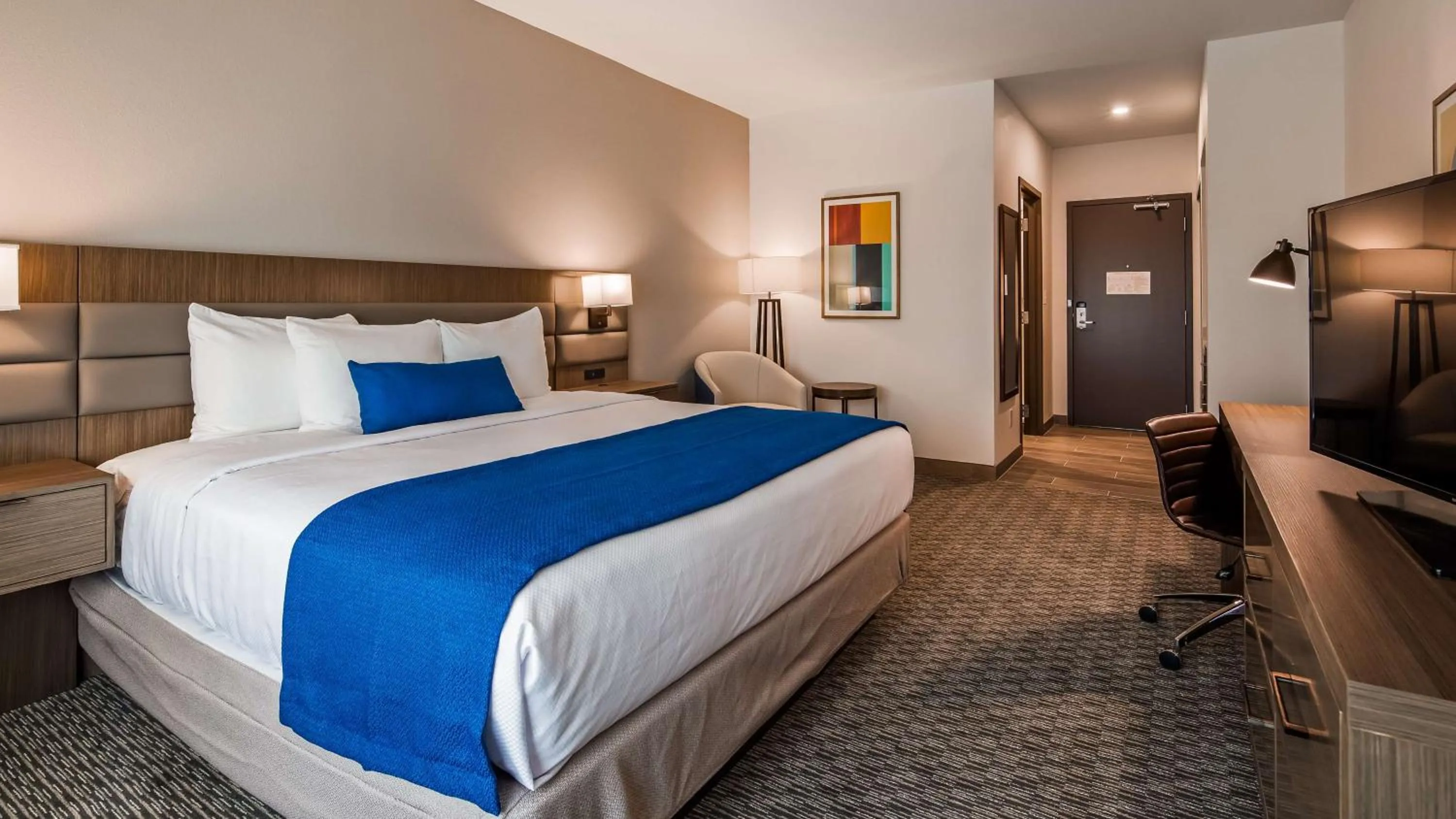 Bedroom in Best Western Plus Executive Residency Austin - Round Rock