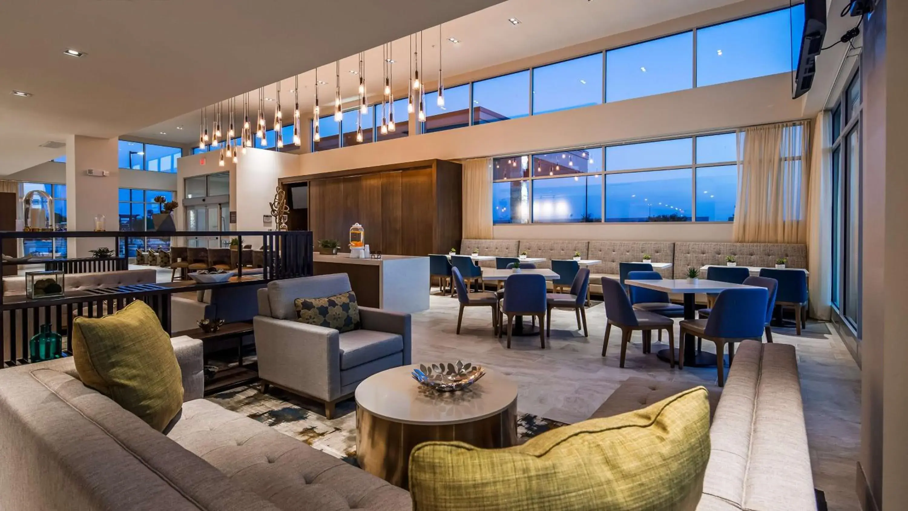 Lobby or reception in Best Western Plus Executive Residency Austin - Round Rock Lobby or reception in Best Western Plus Executive Residency Austin - Round Rock