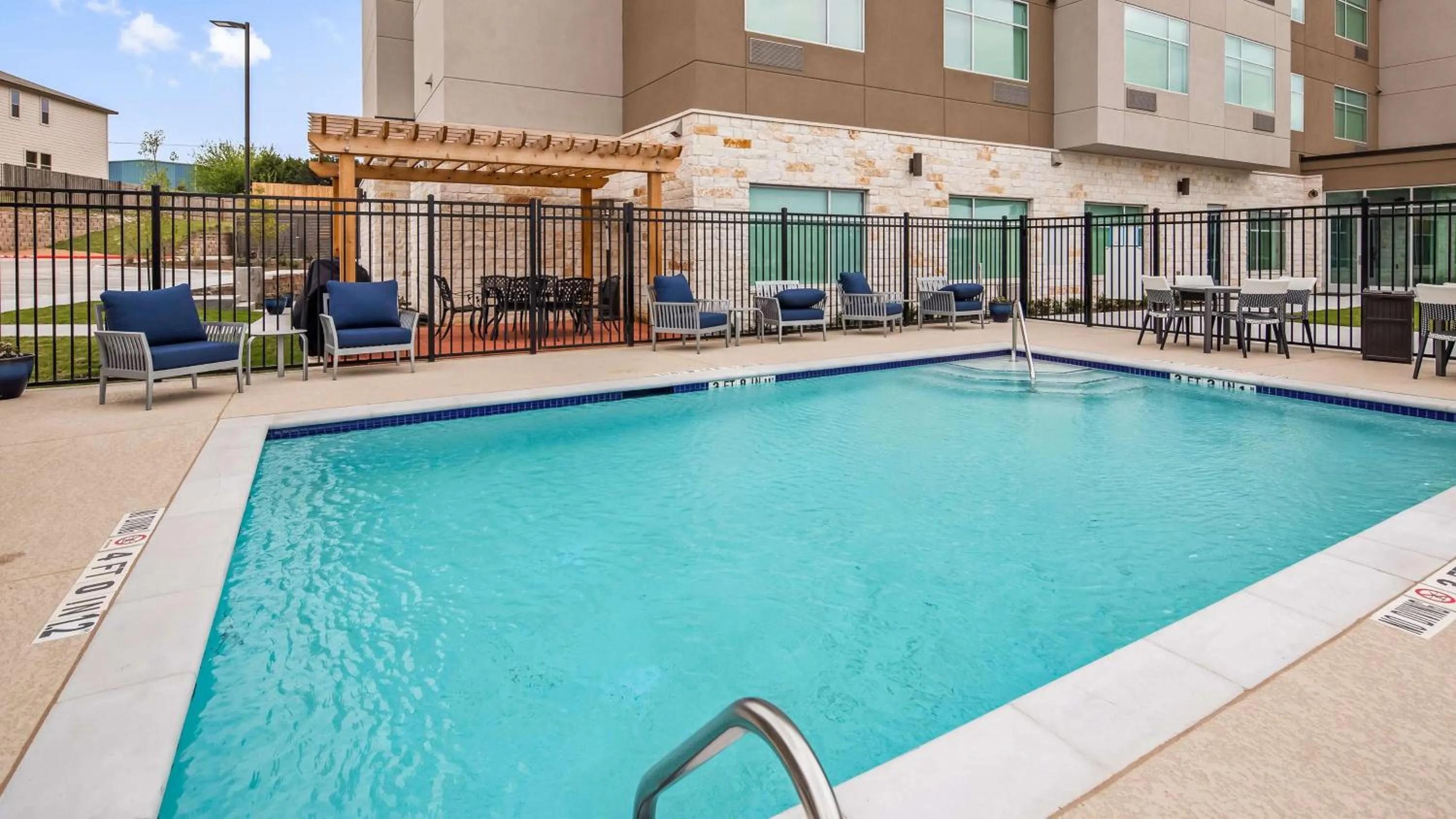 Pool view in Best Western Plus Executive Residency Austin - Round Rock
