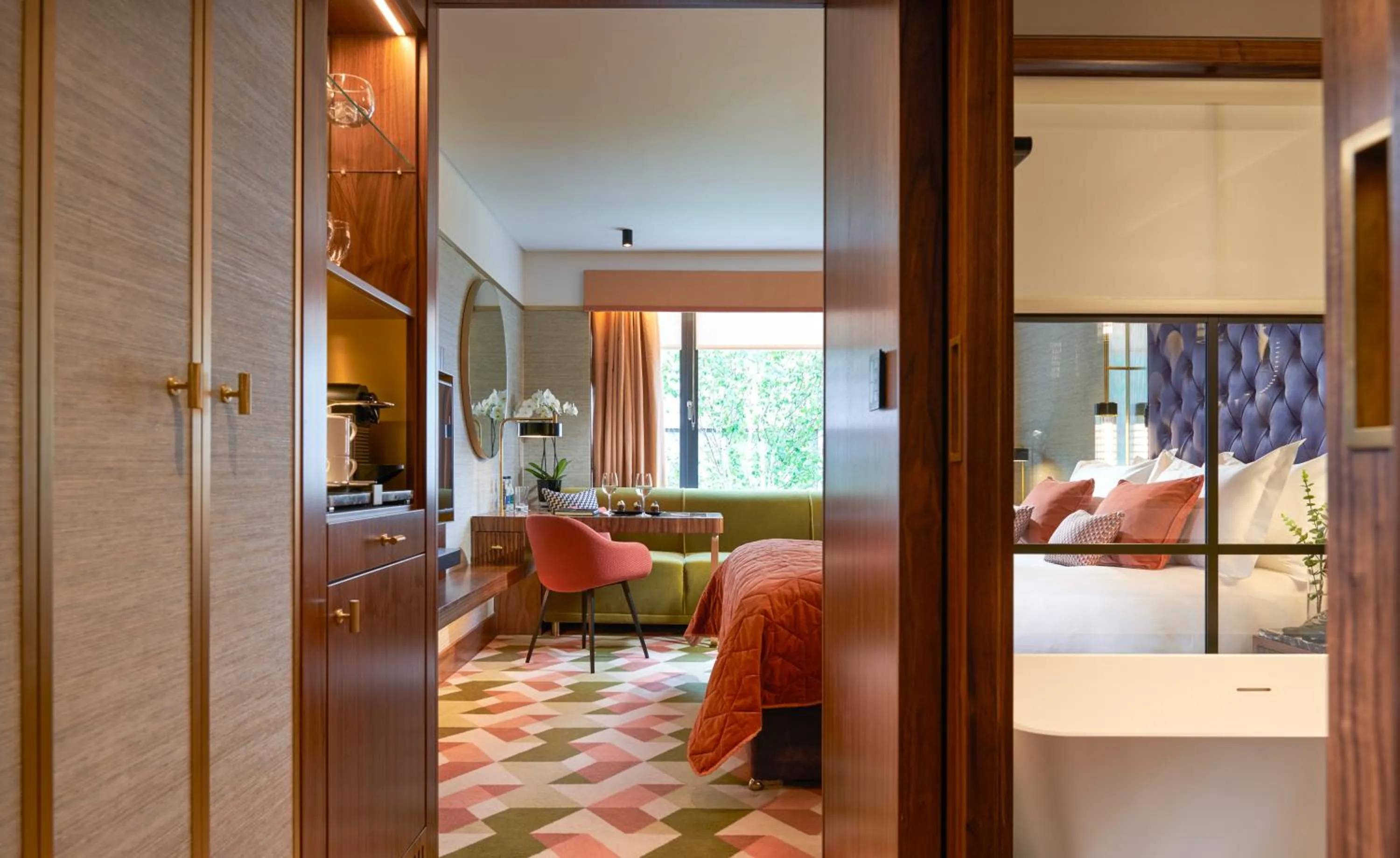 Photo of the whole room, Bed in The Fitzwilliam Hotel