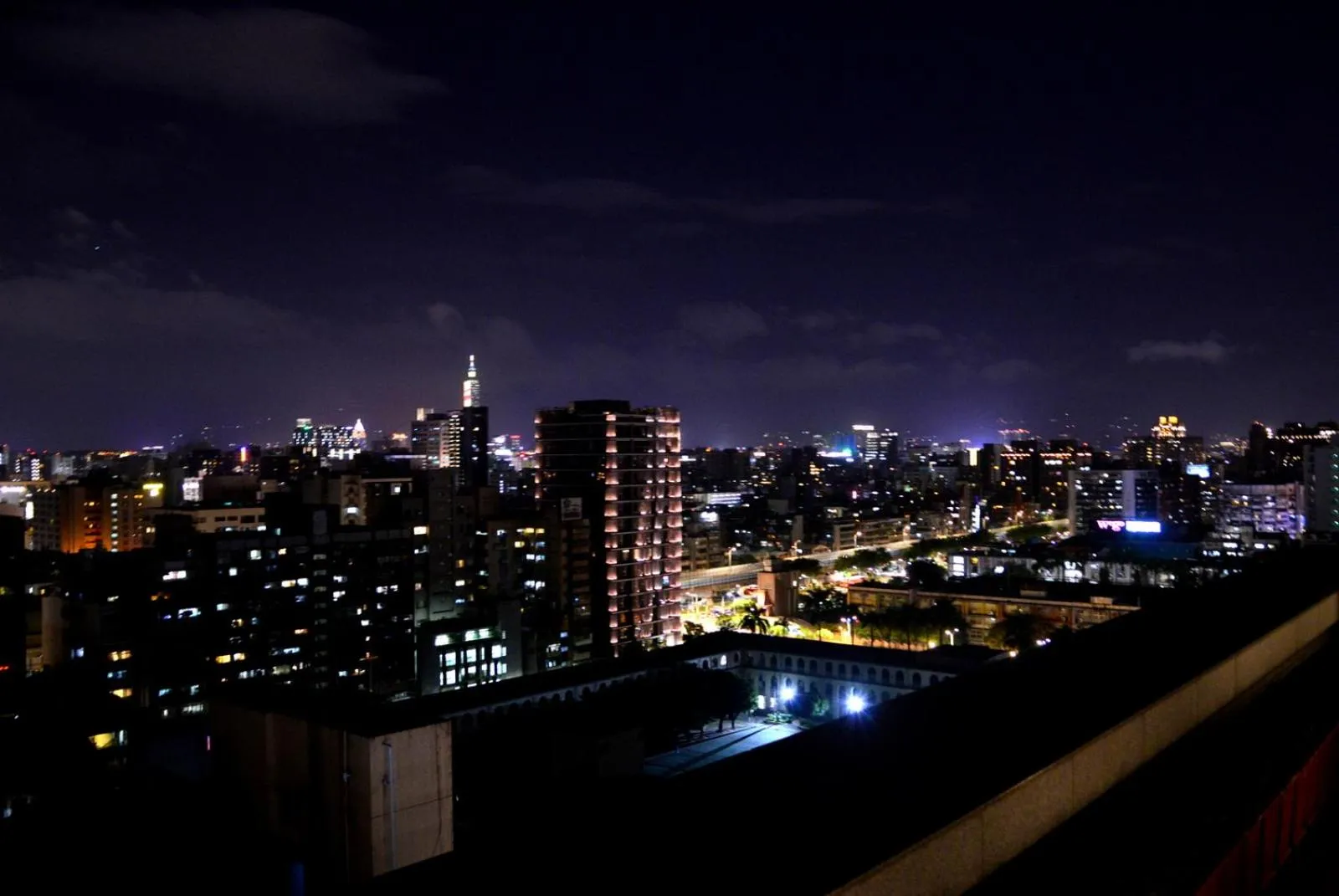 Night in Jolley Hotel