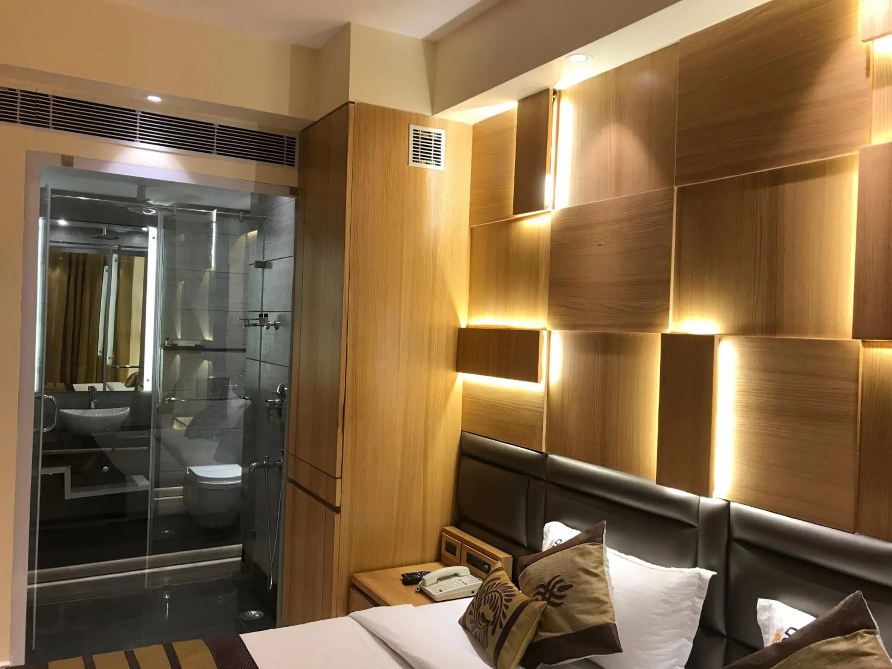 JRD Pride-Business Hotel