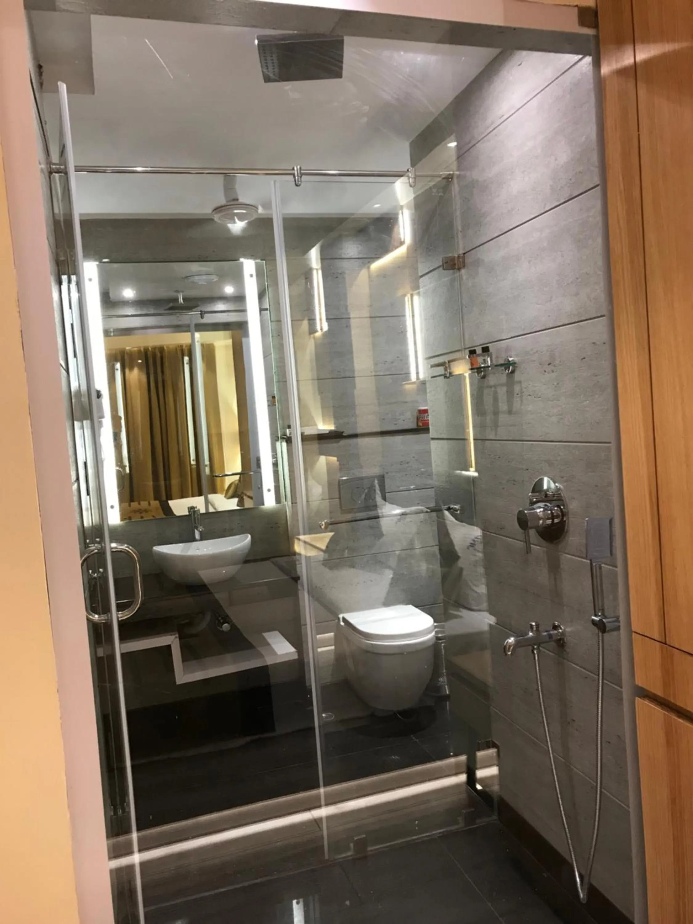 JRD Pride-Business Hotel