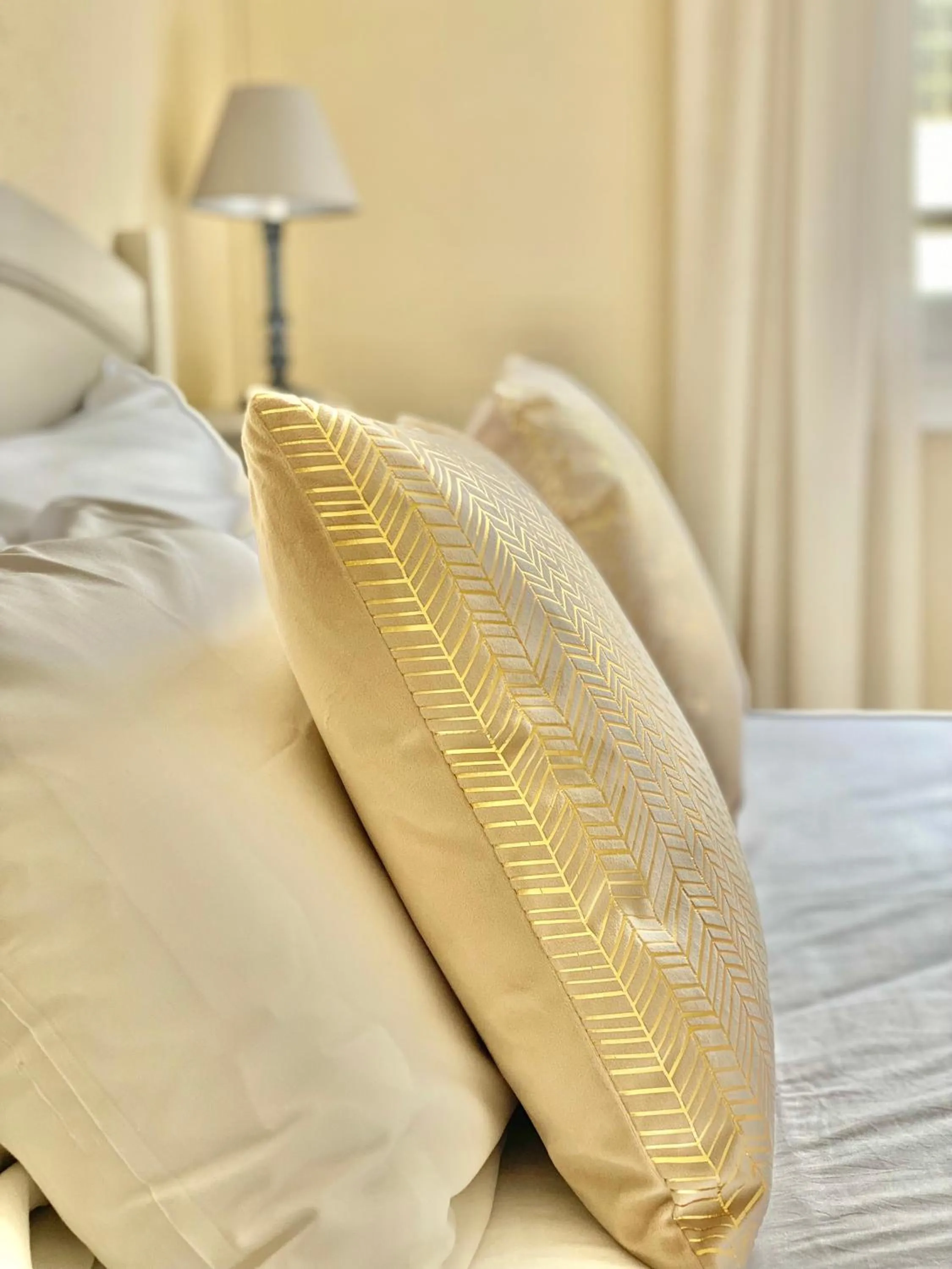 Decorative detail, Bed in Maison Richet