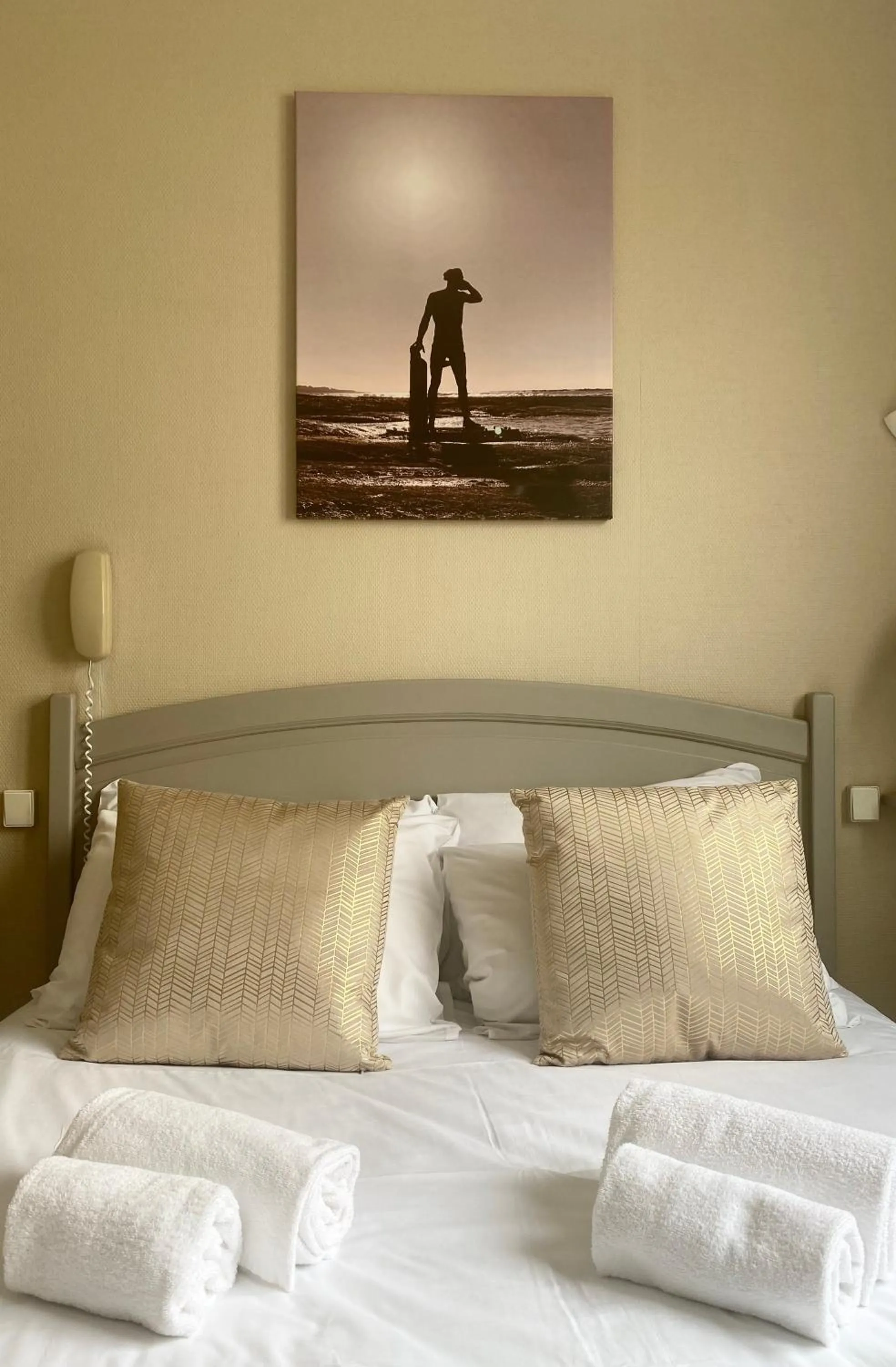 Decorative detail, Bed in Maison Richet