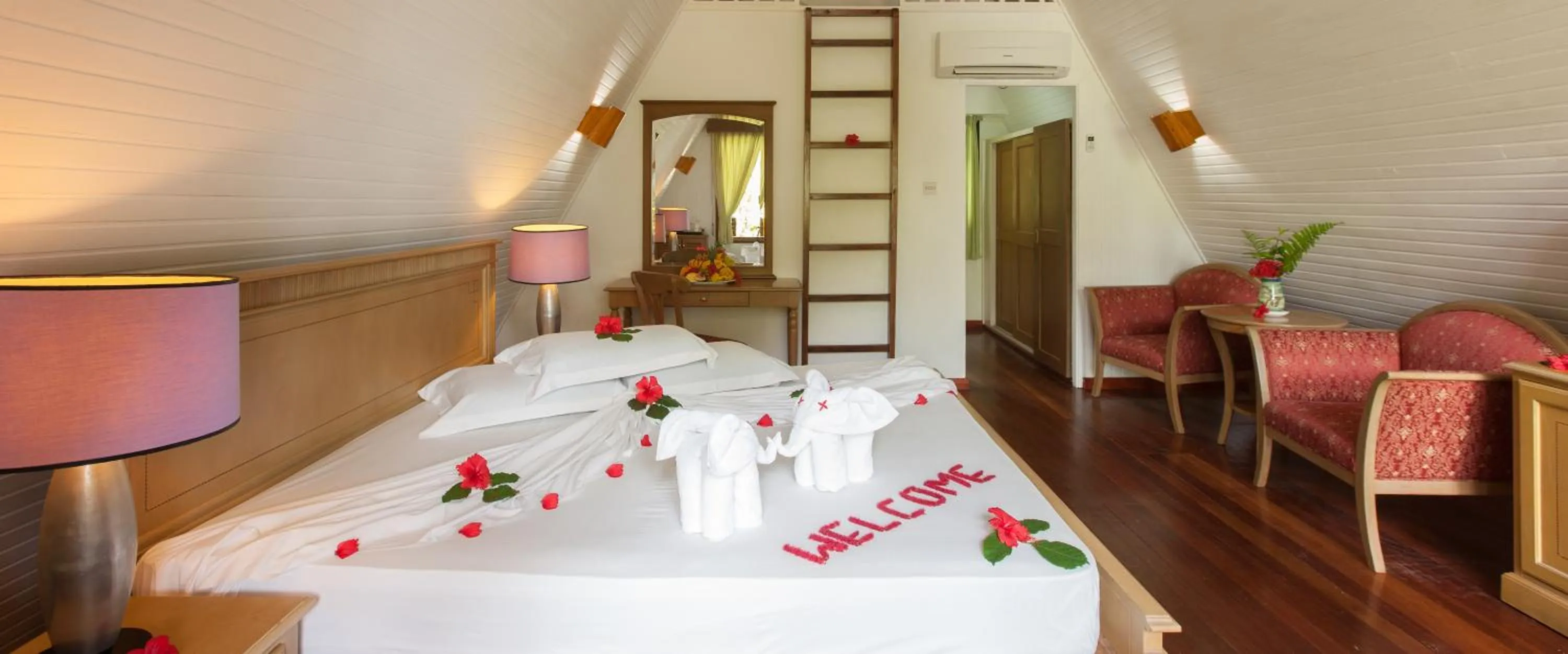 Bedroom, Bed in La Digue Island Lodge