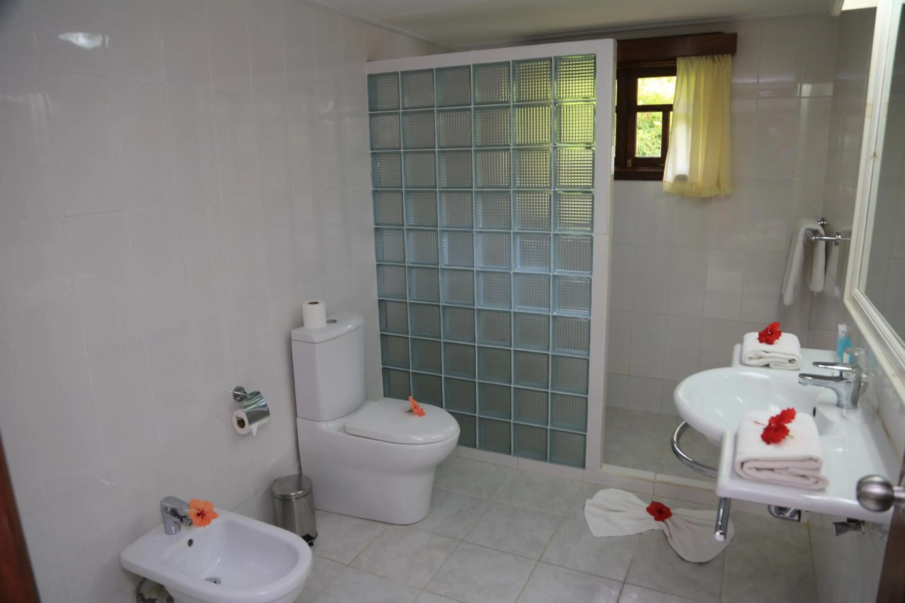 Shower in La Digue Island Lodge