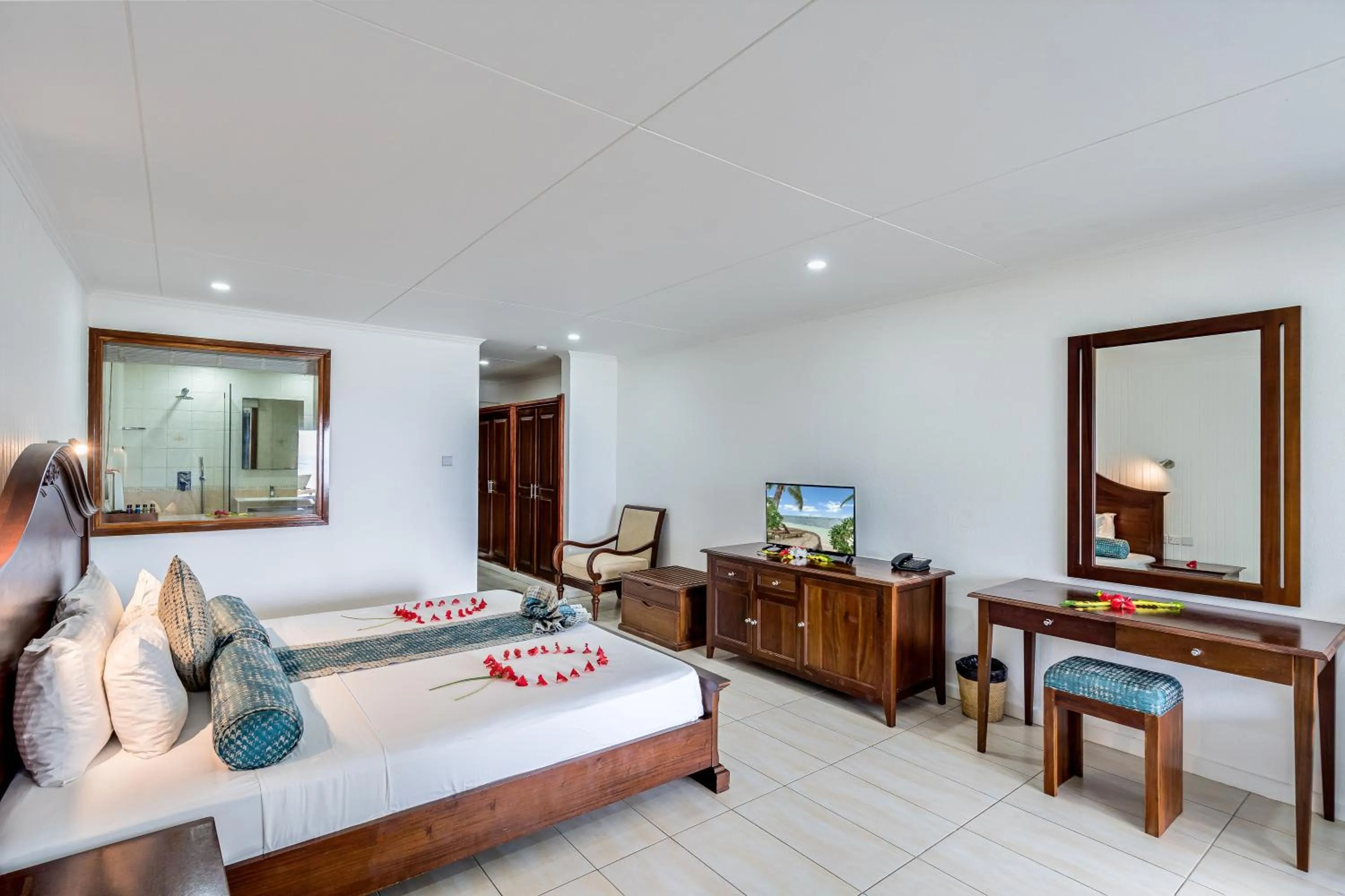 Bedroom, Bed in La Digue Island Lodge