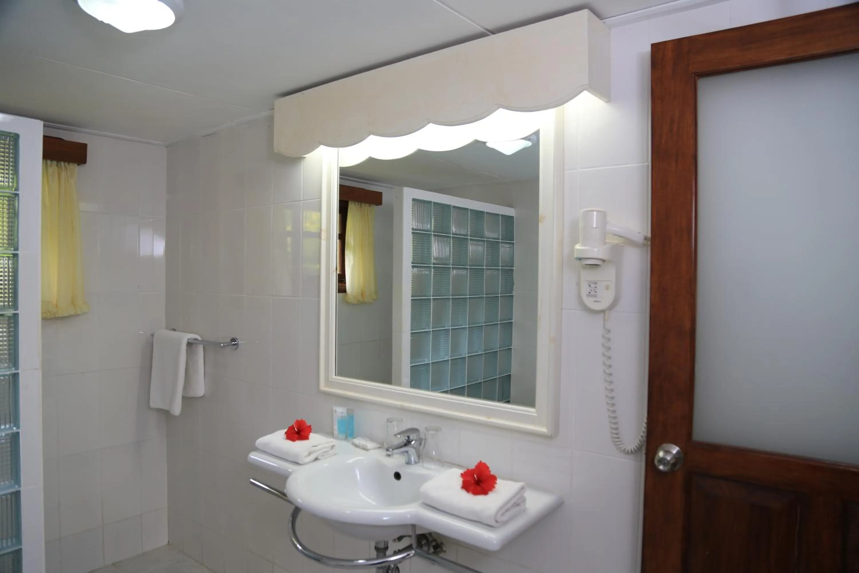 Shower in La Digue Island Lodge
