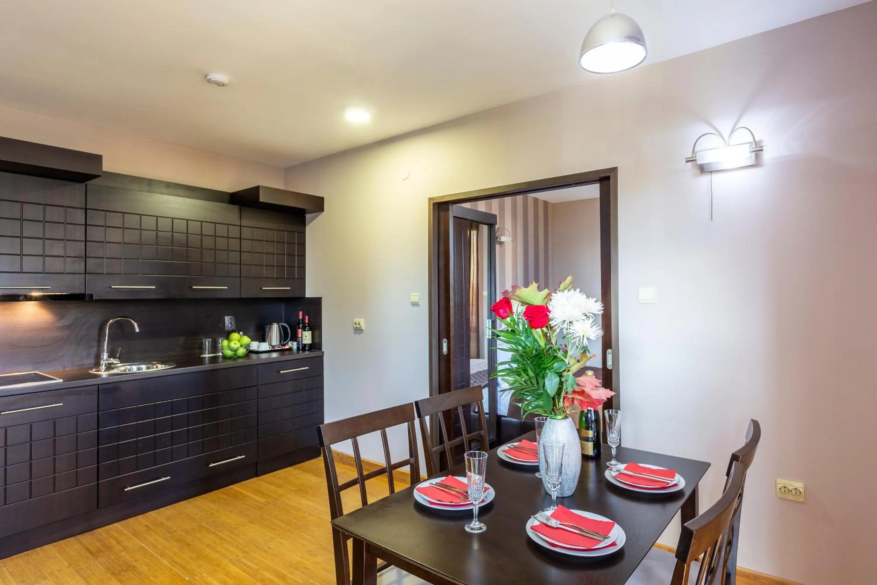 Kitchen or kitchenette in CityHome Aparthotel