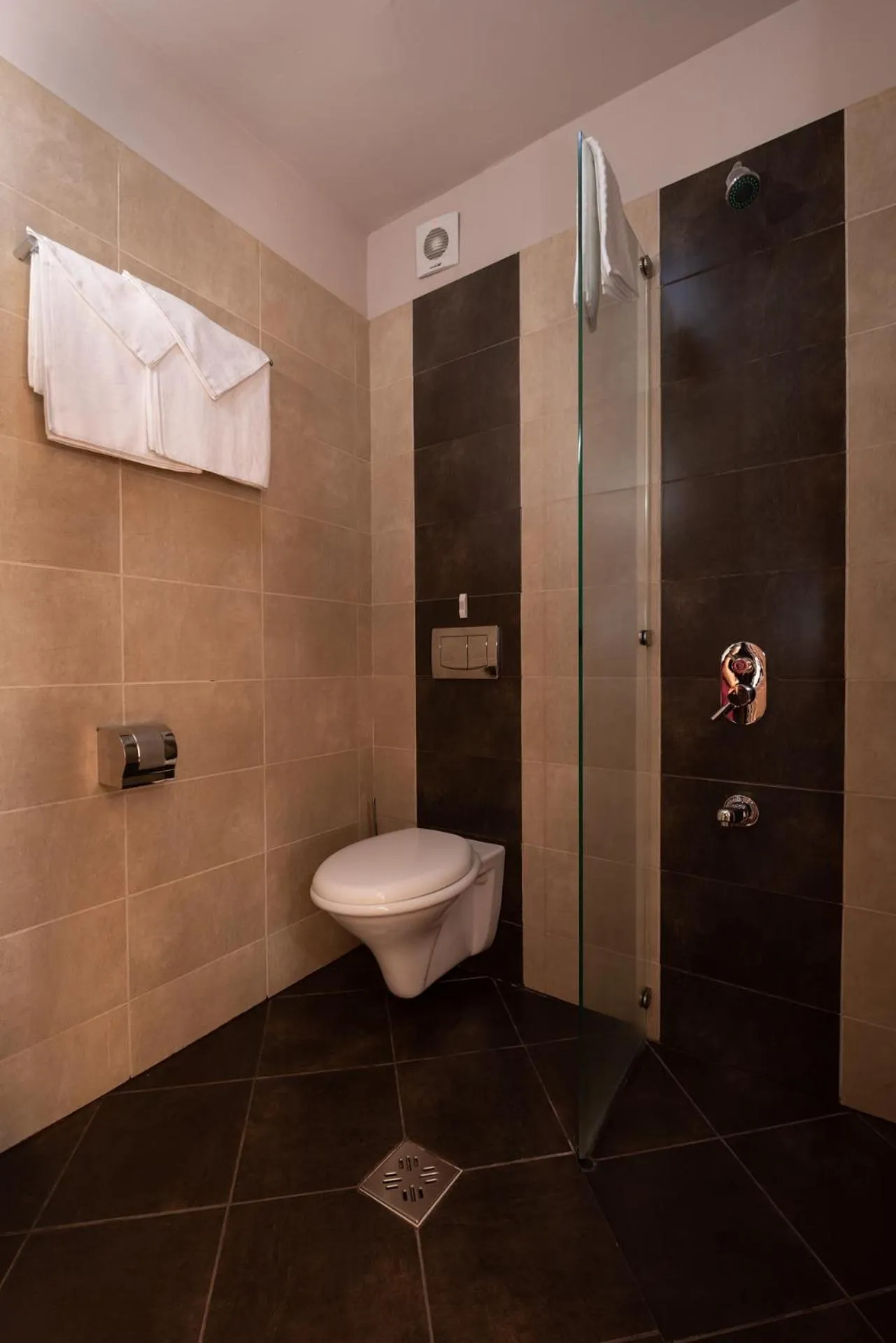 Shower in CityHome Aparthotel