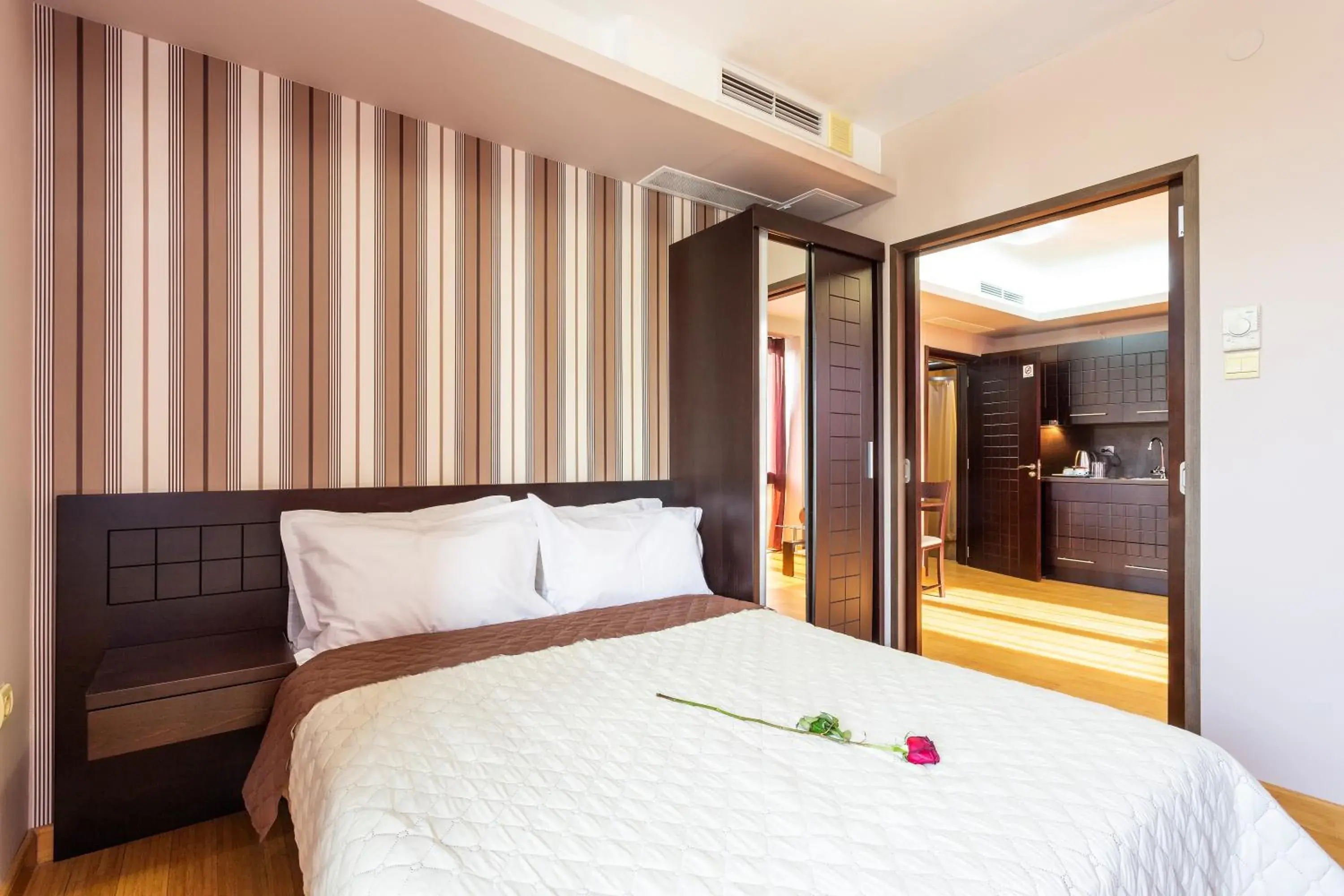 Two-Bedroom Apartment in CityHome Aparthotel Two-Bedroom Apartment in CityHome Aparthotel