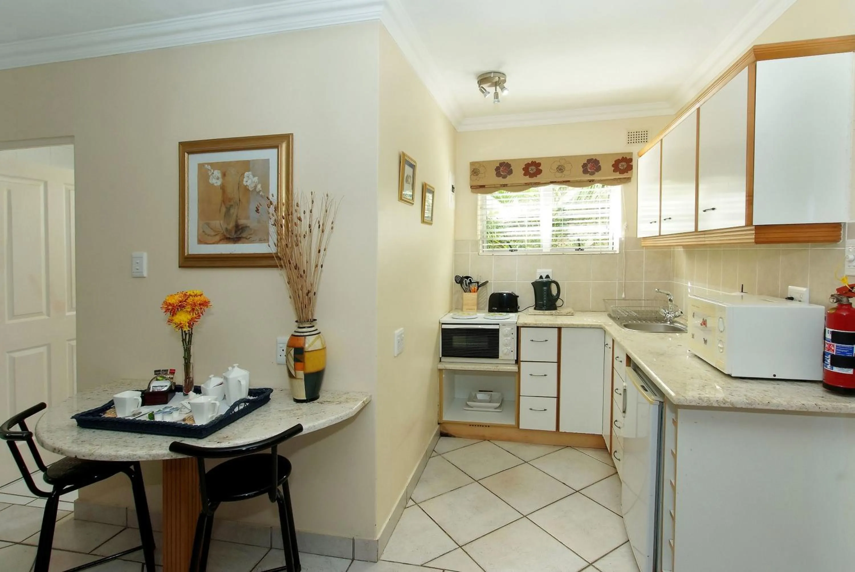 Kitchen or kitchenette in Anchor's Rest Guesthouse and Self Catering